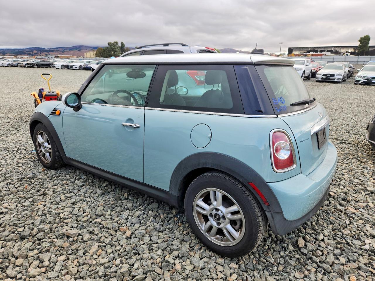 2013 Mini Cooper Turquoise vin: WMWSU3C52DT544572