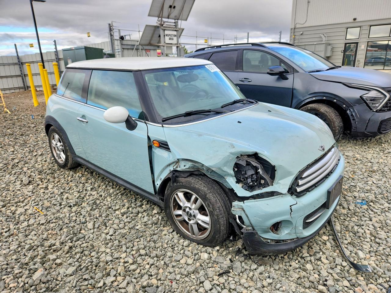2013 Mini Cooper Turquoise vin: WMWSU3C52DT544572