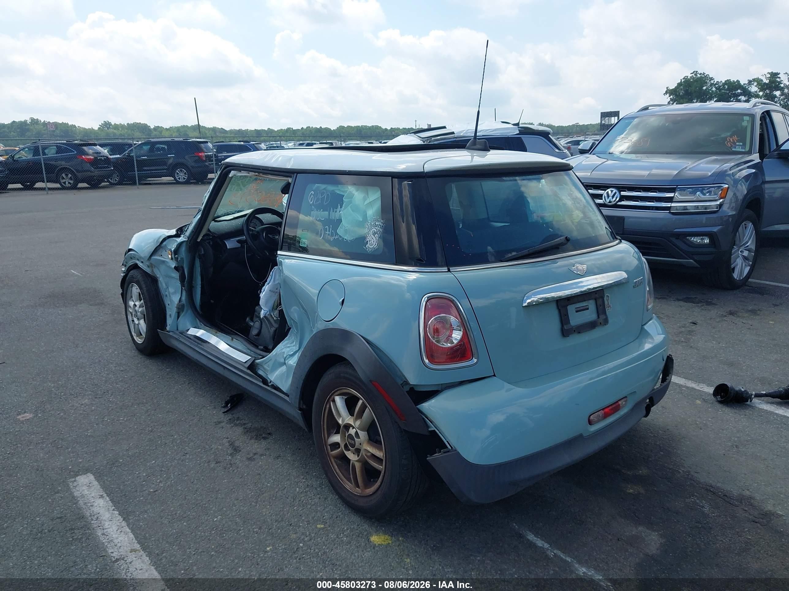 2013 Mini Hardtop Cooper Blue vin: WMWSU3C52DT548878