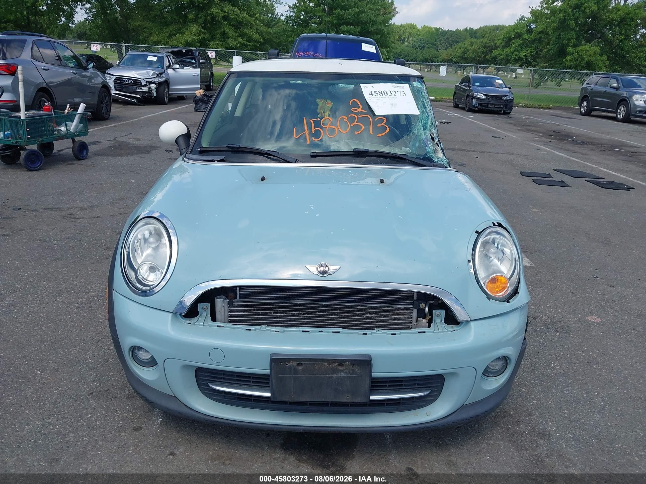 2013 Mini Hardtop Cooper Blue vin: WMWSU3C52DT548878