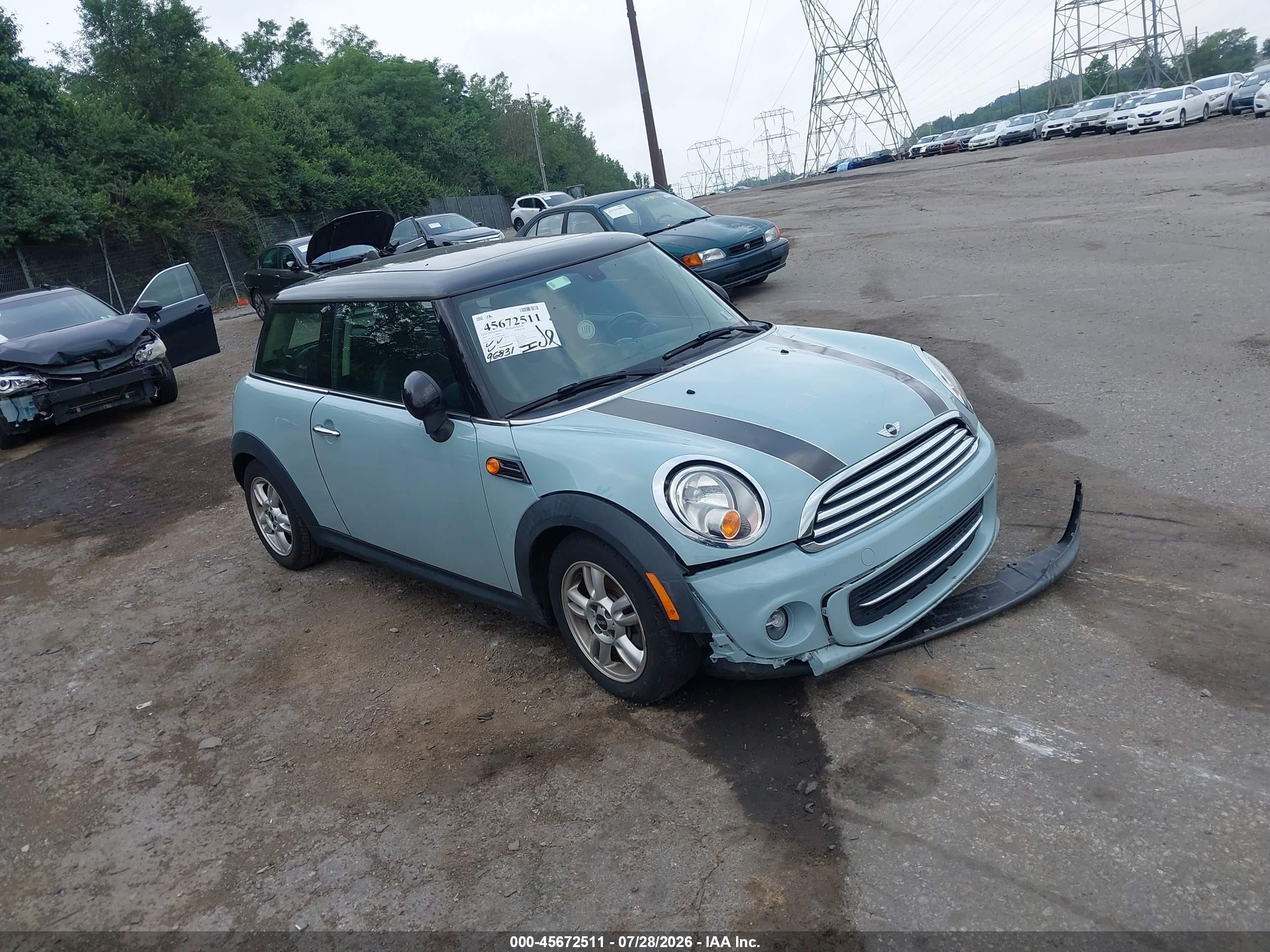 2013 Mini Hardtop Cooper Light Blue vin: WMWSU3C52DT682838