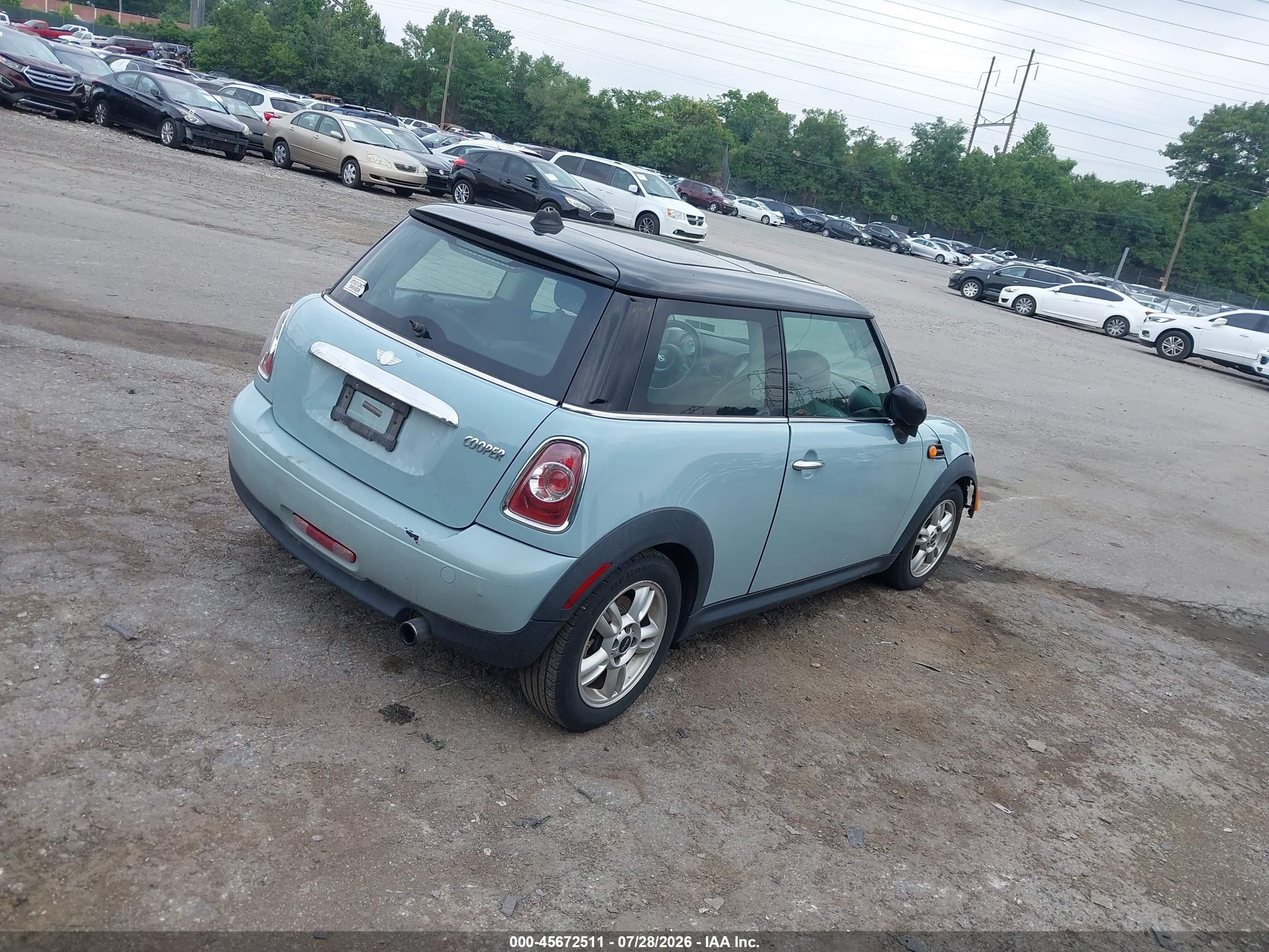 2013 Mini Hardtop Cooper Light Blue vin: WMWSU3C52DT682838