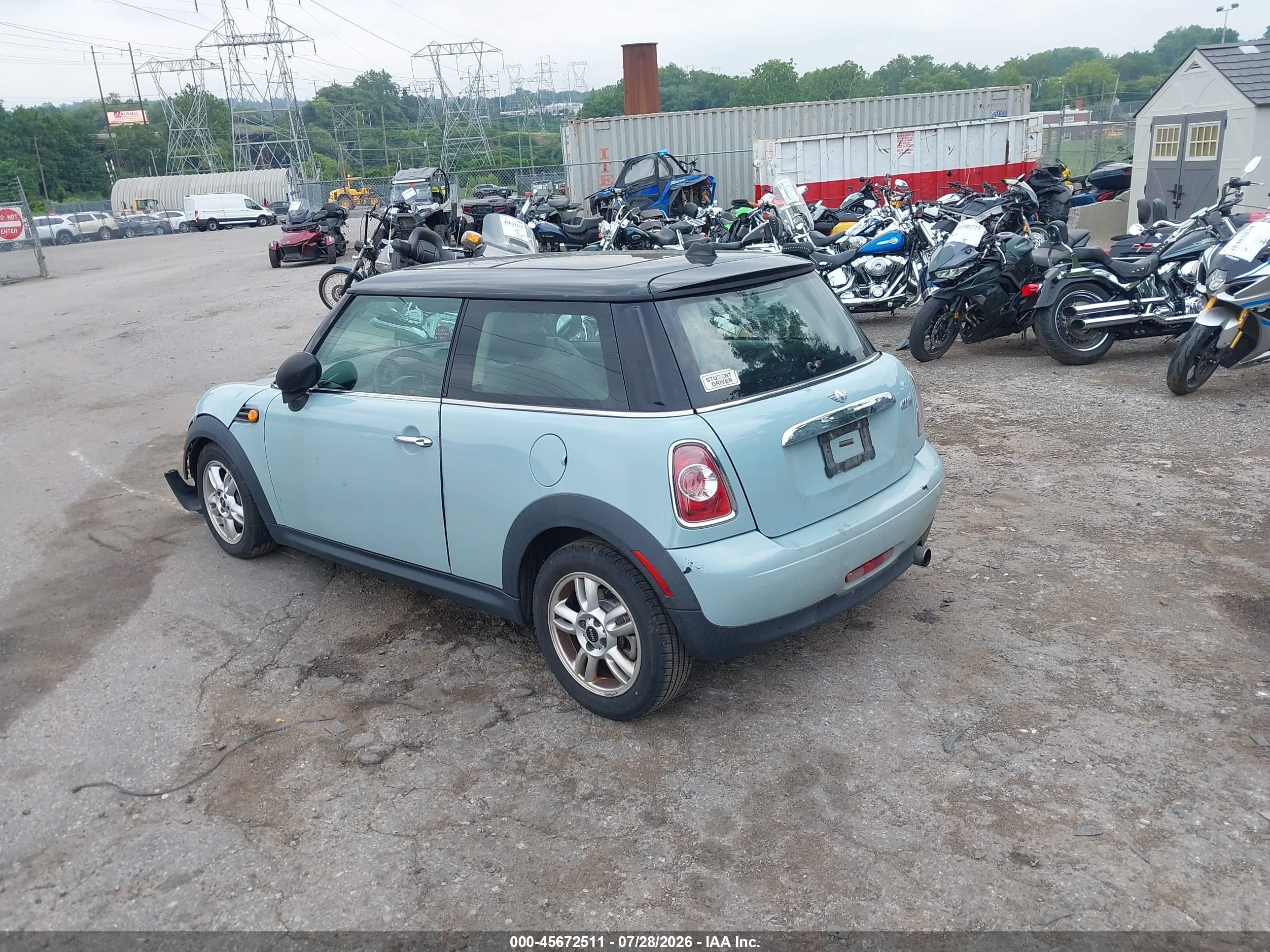 2013 Mini Hardtop Cooper Light Blue vin: WMWSU3C52DT682838