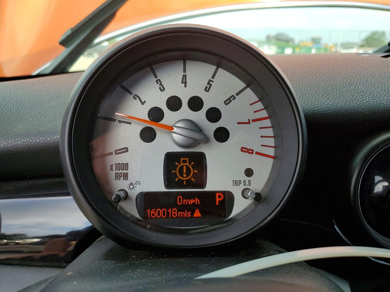 2011 Mini Cooper Orange vin: WMWSU3C53BT095402