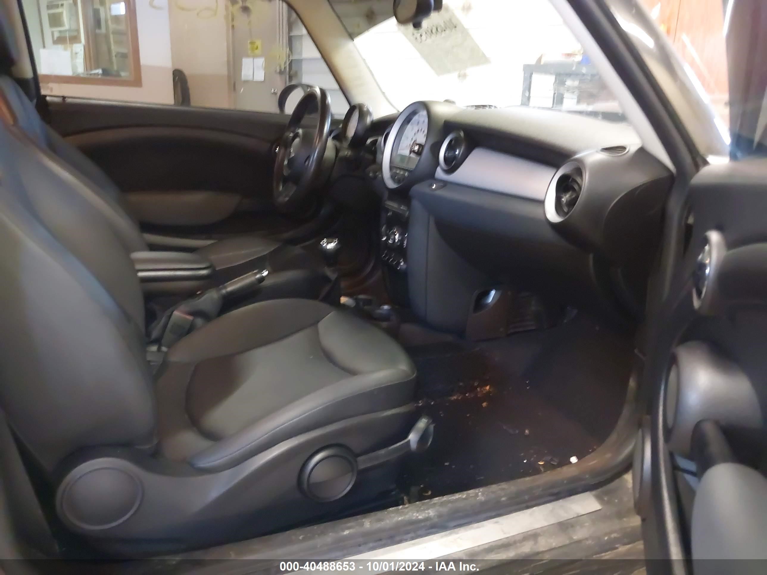 2012 Mini Cooper   Brown vin: WMWSU3C53CT185649