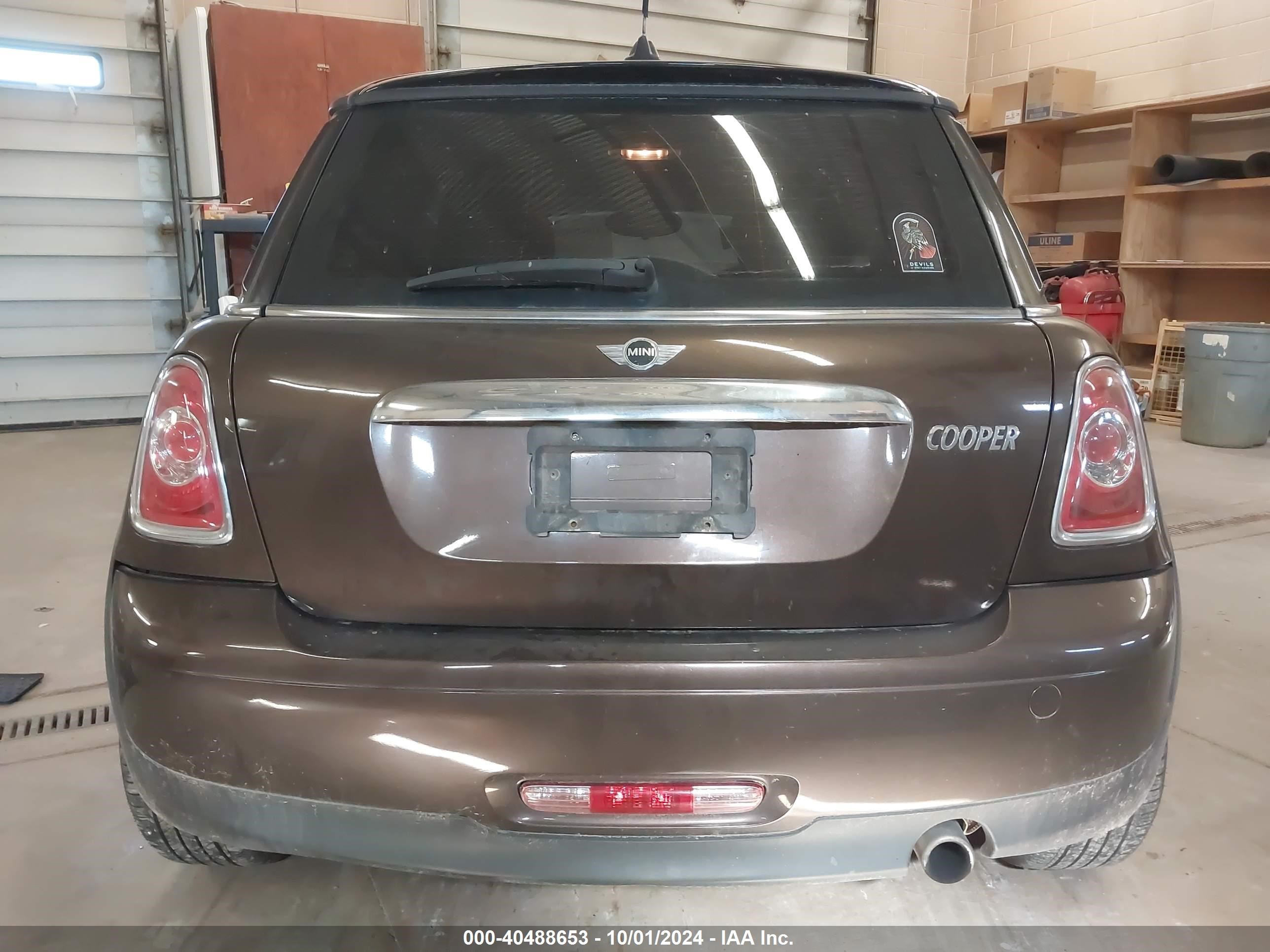 2012 Mini Cooper   Brown vin: WMWSU3C53CT185649