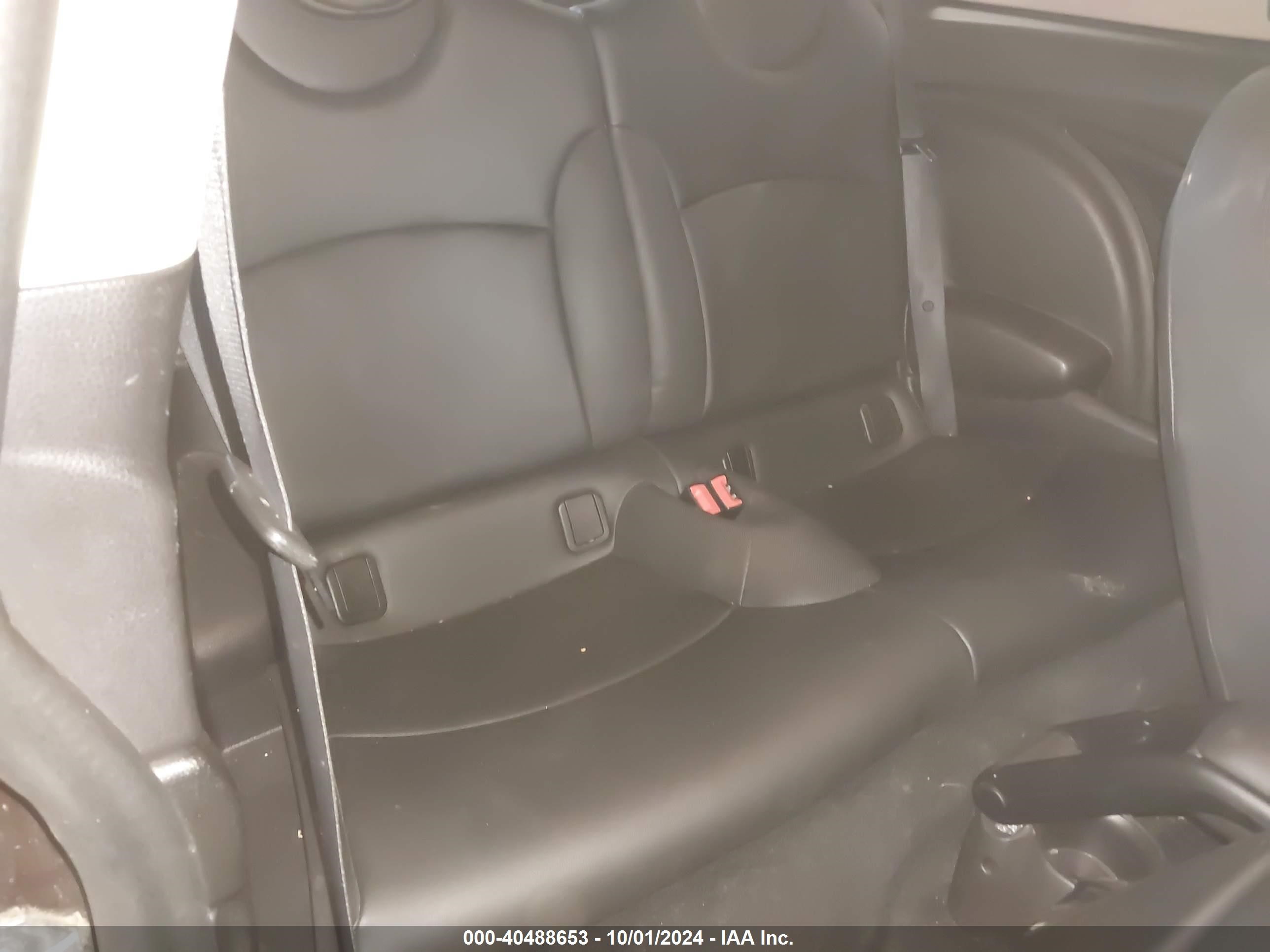 2012 Mini Cooper   Brown vin: WMWSU3C53CT185649
