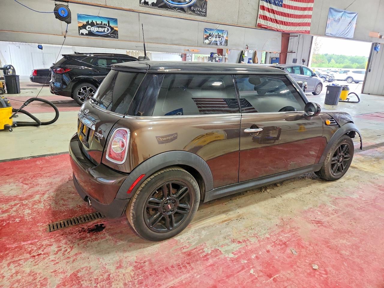 2012 Mini Cooper Tan vin: WMWSU3C53CT185649