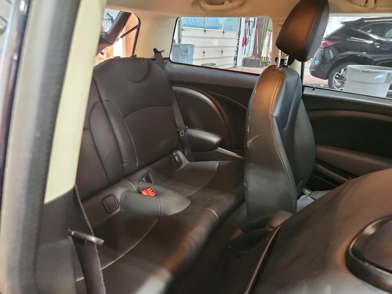 2012 Mini Cooper Tan vin: WMWSU3C53CT185649