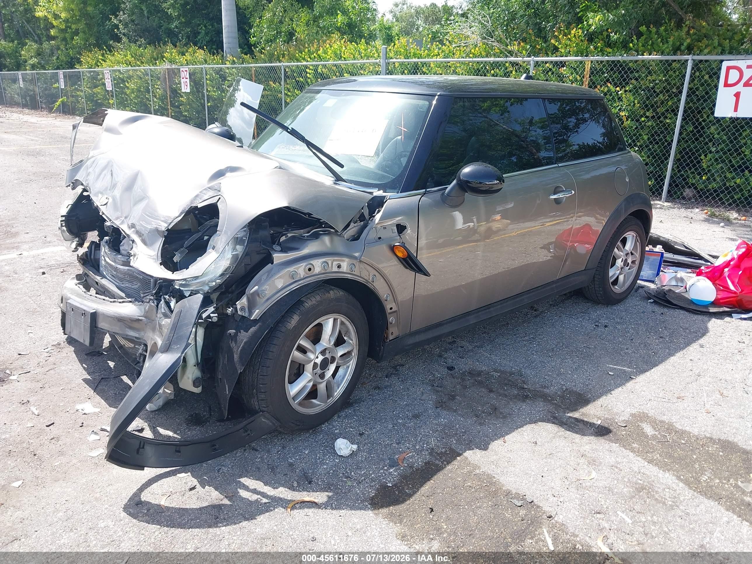 2012 Mini Cooper   Brown vin: WMWSU3C53CT261337