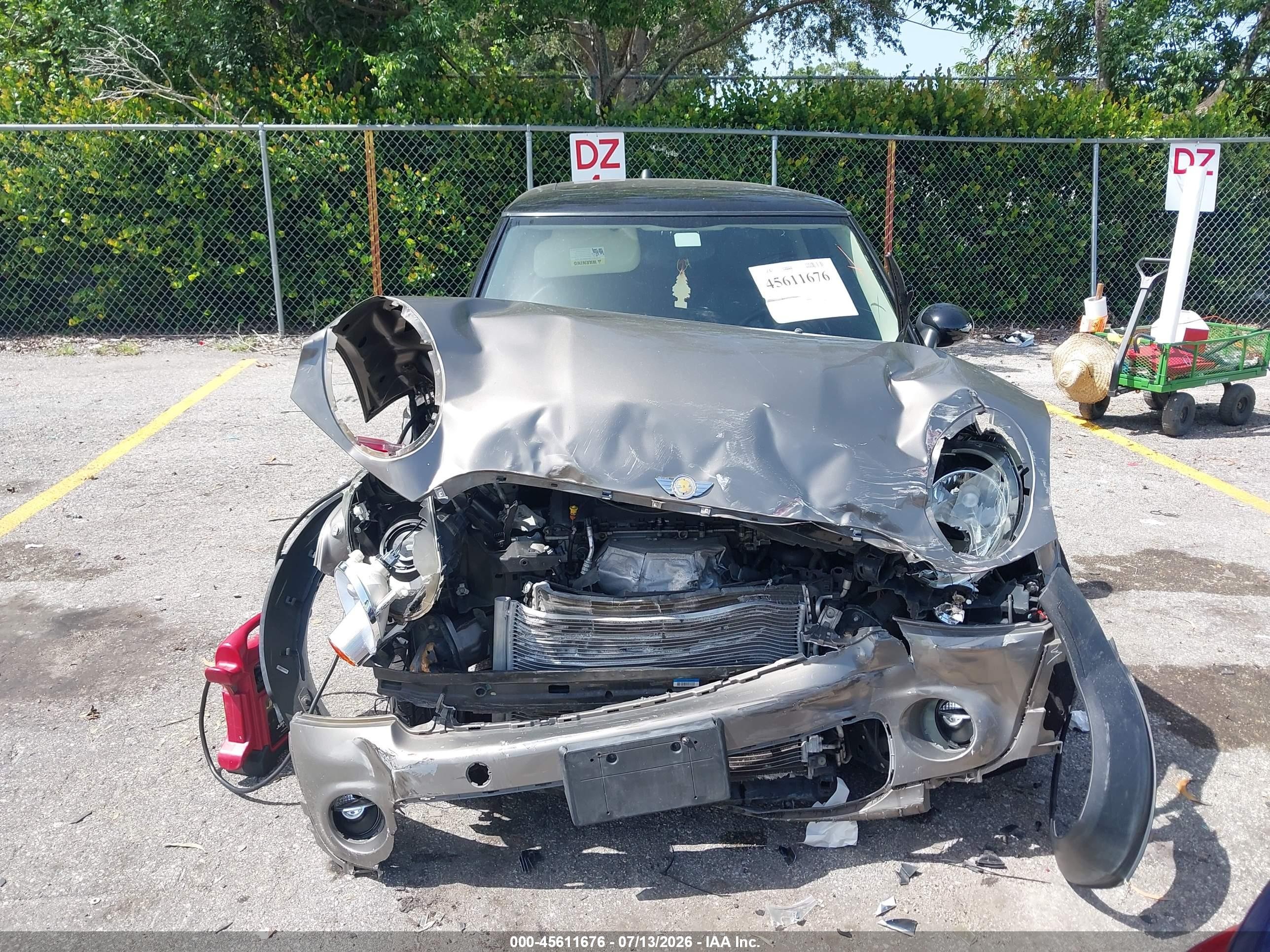 2012 Mini Cooper   Brown vin: WMWSU3C53CT261337
