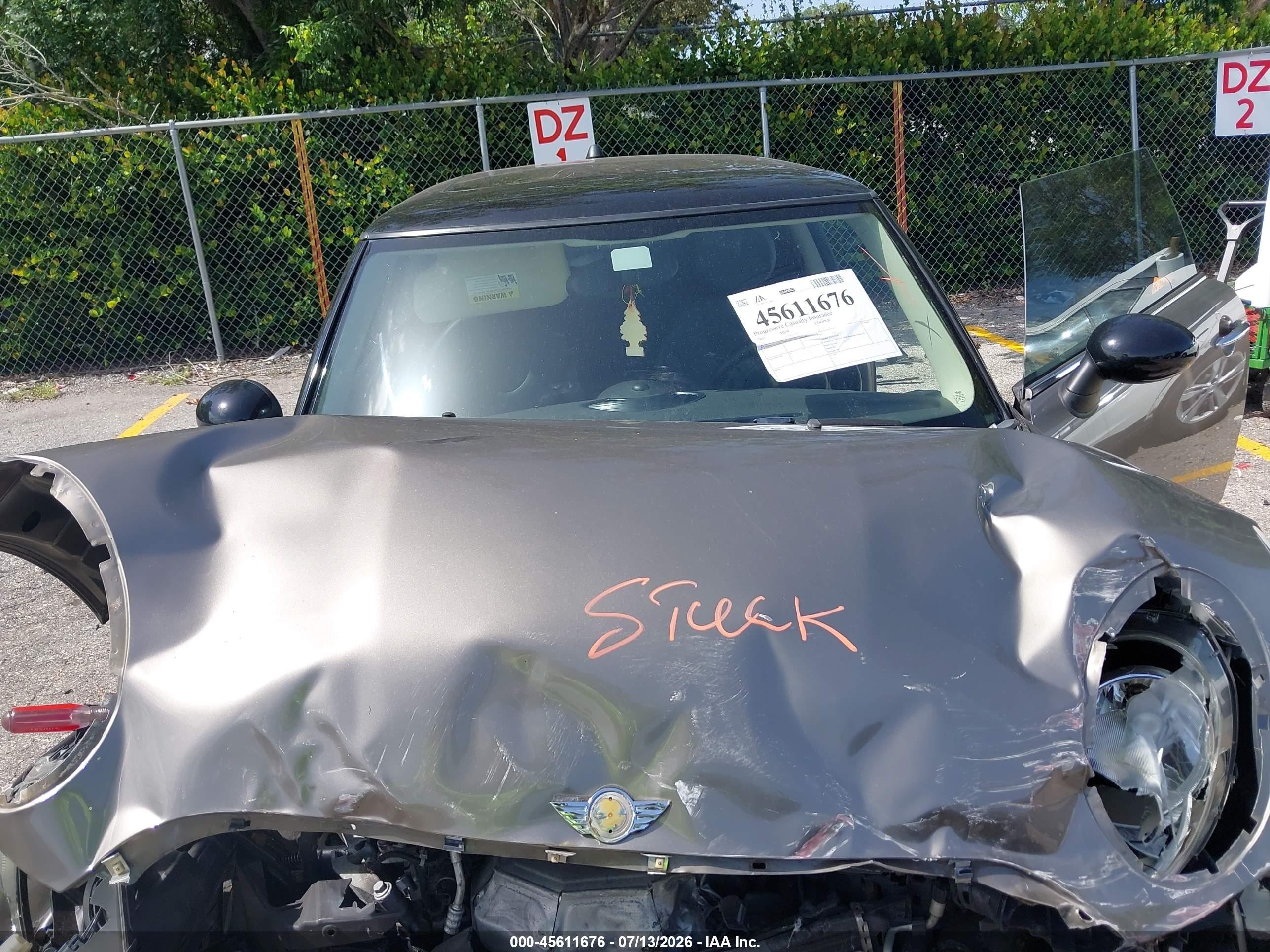 2012 Mini Cooper   Brown vin: WMWSU3C53CT261337