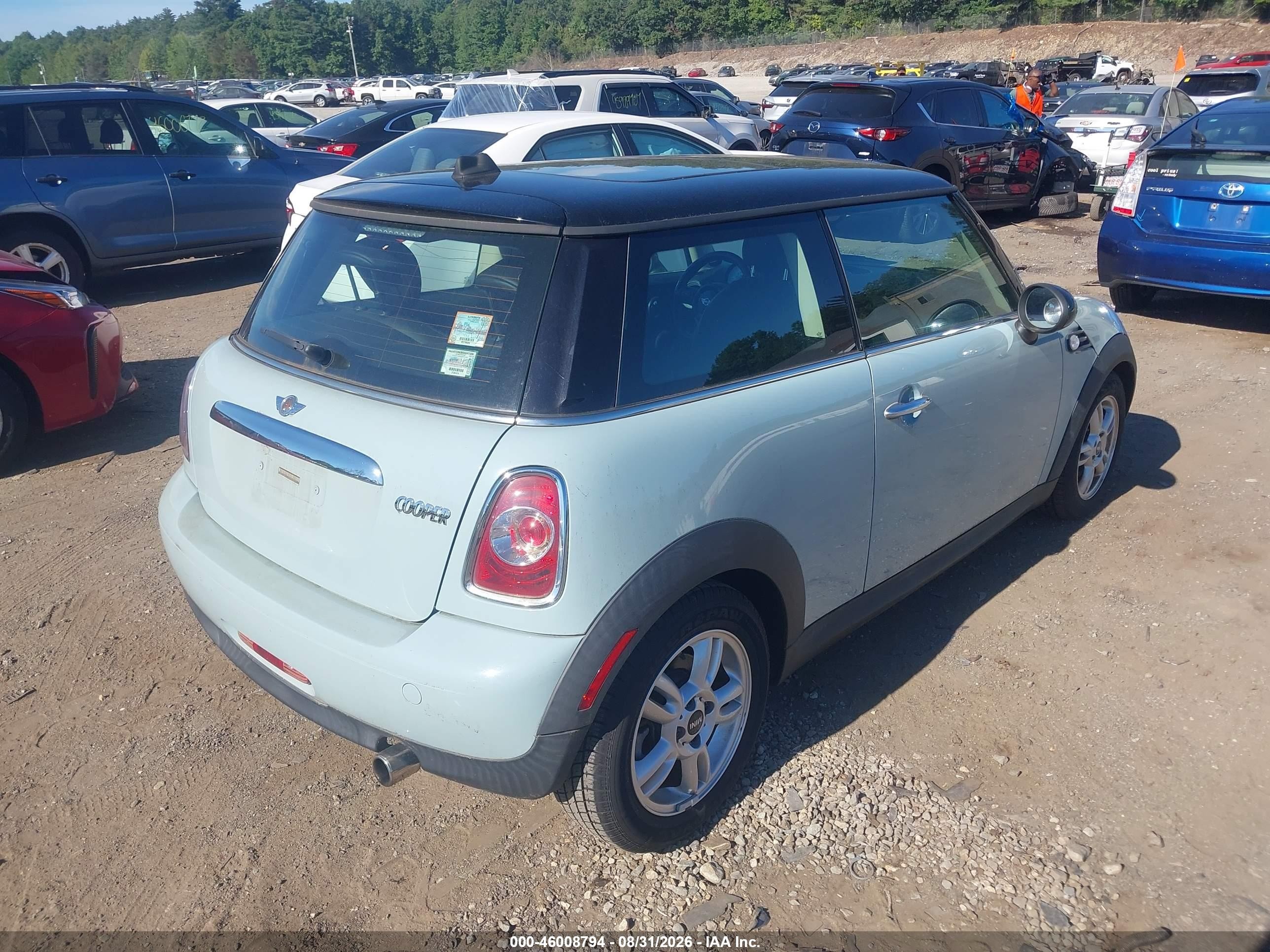 2012 Mini Cooper   Синий vin: WMWSU3C53CT540836