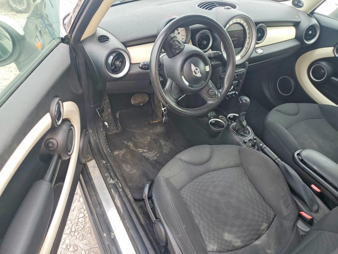 2013 Mini Cooper Green vin: WMWSU3C53DT549666