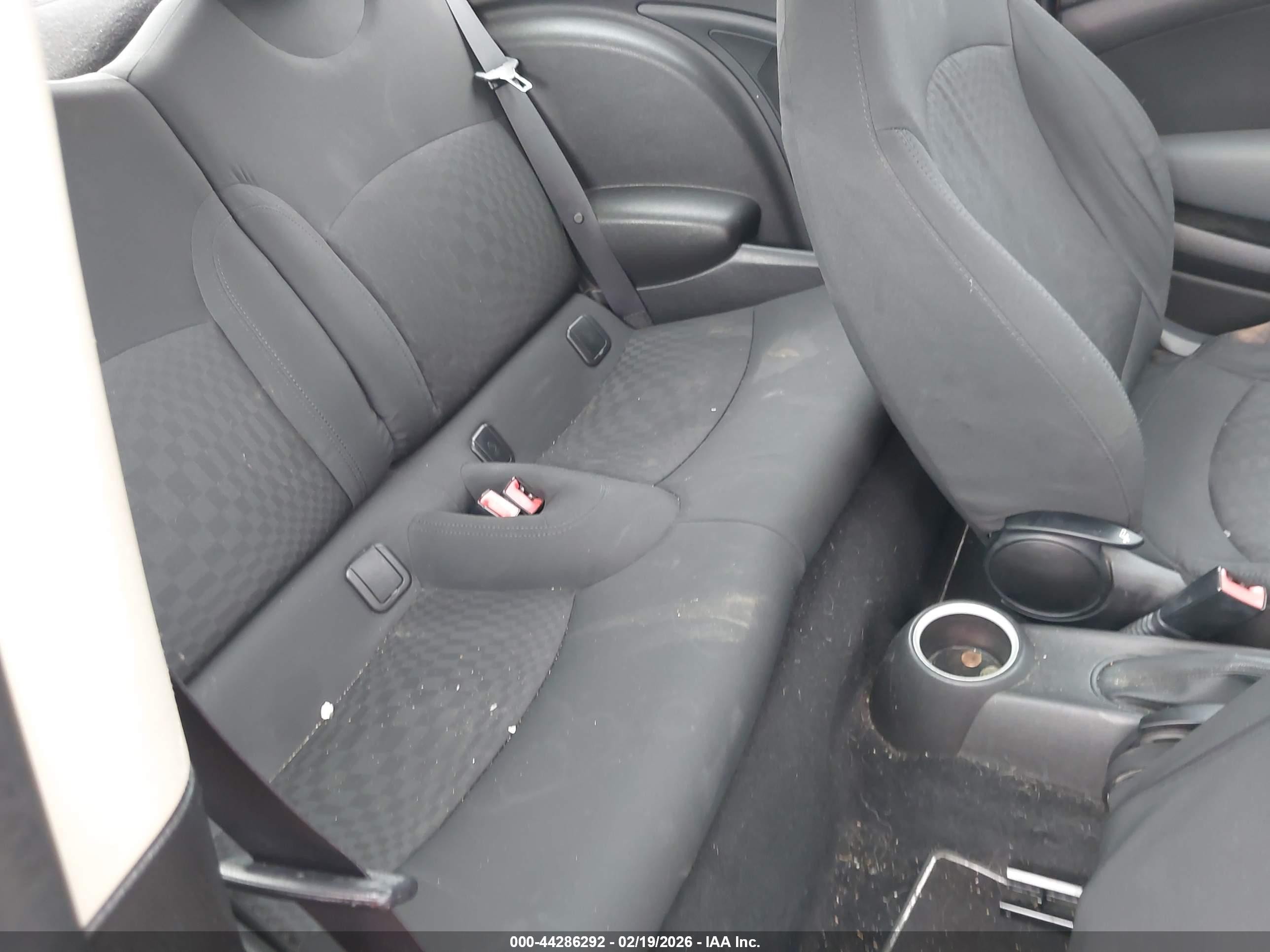2012 Mini Cooper Red vin: WMWSU3C54CT254848