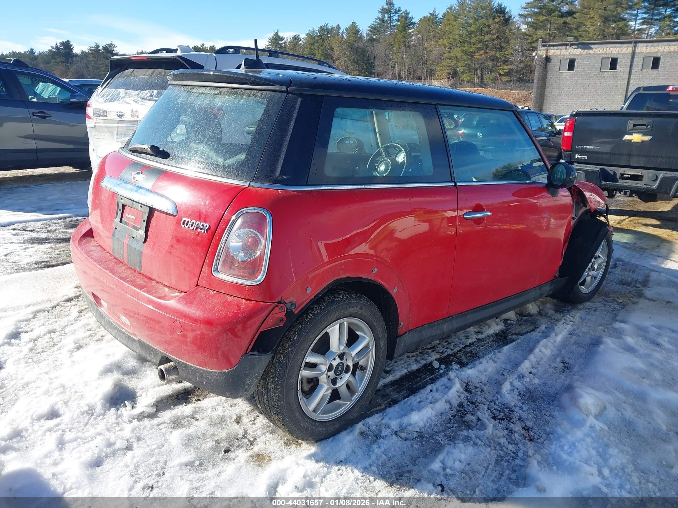 2012 Mini Cooper   Red vin: WMWSU3C54CT259905