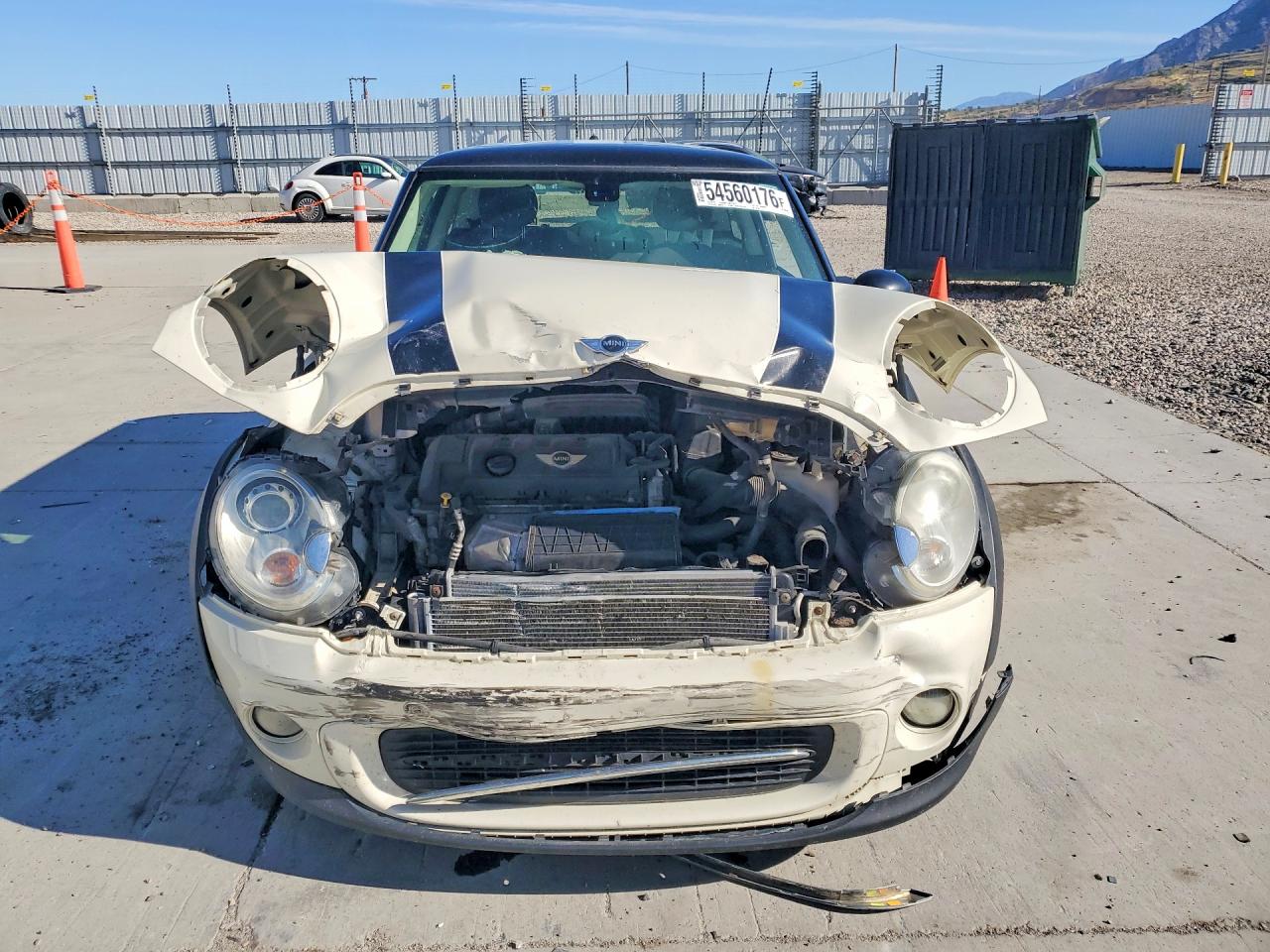 2012 Mini Cooper Beige vin: WMWSU3C54CT367568