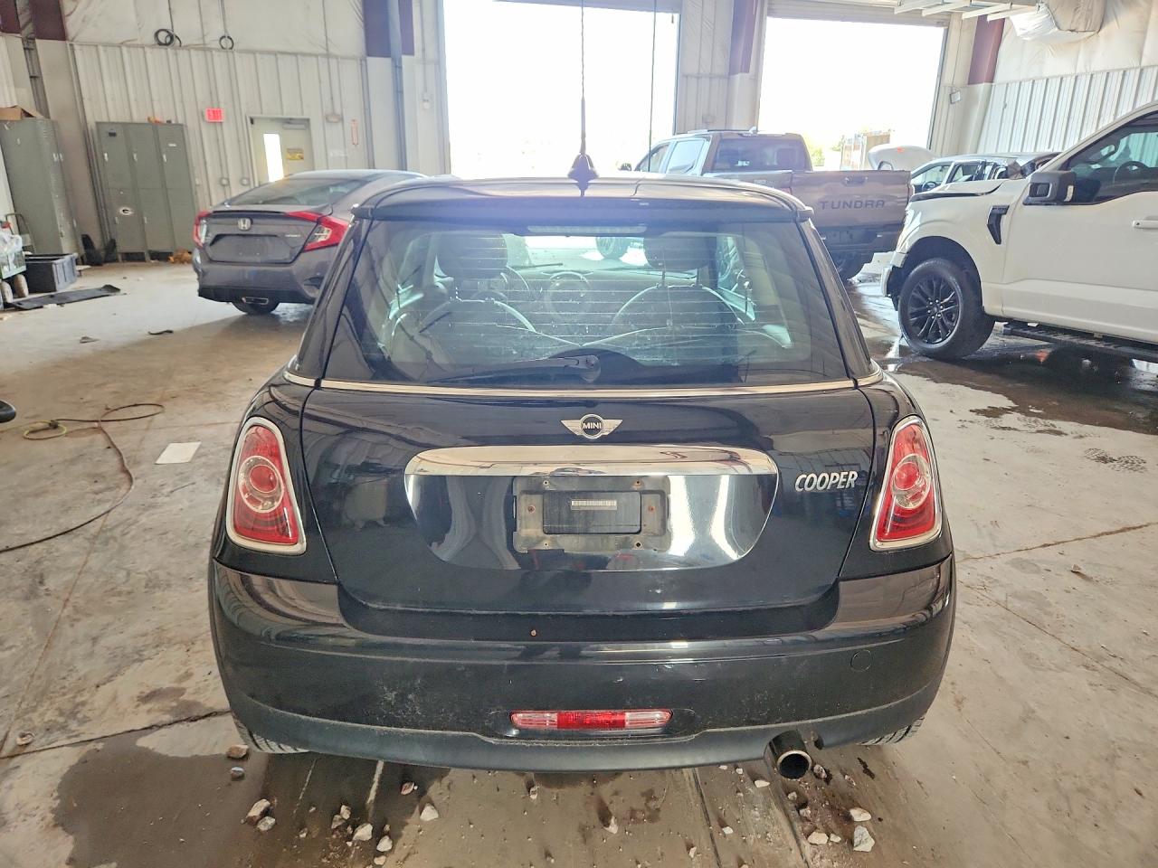 2013 Mini Cooper Black vin: WMWSU3C54DT370830