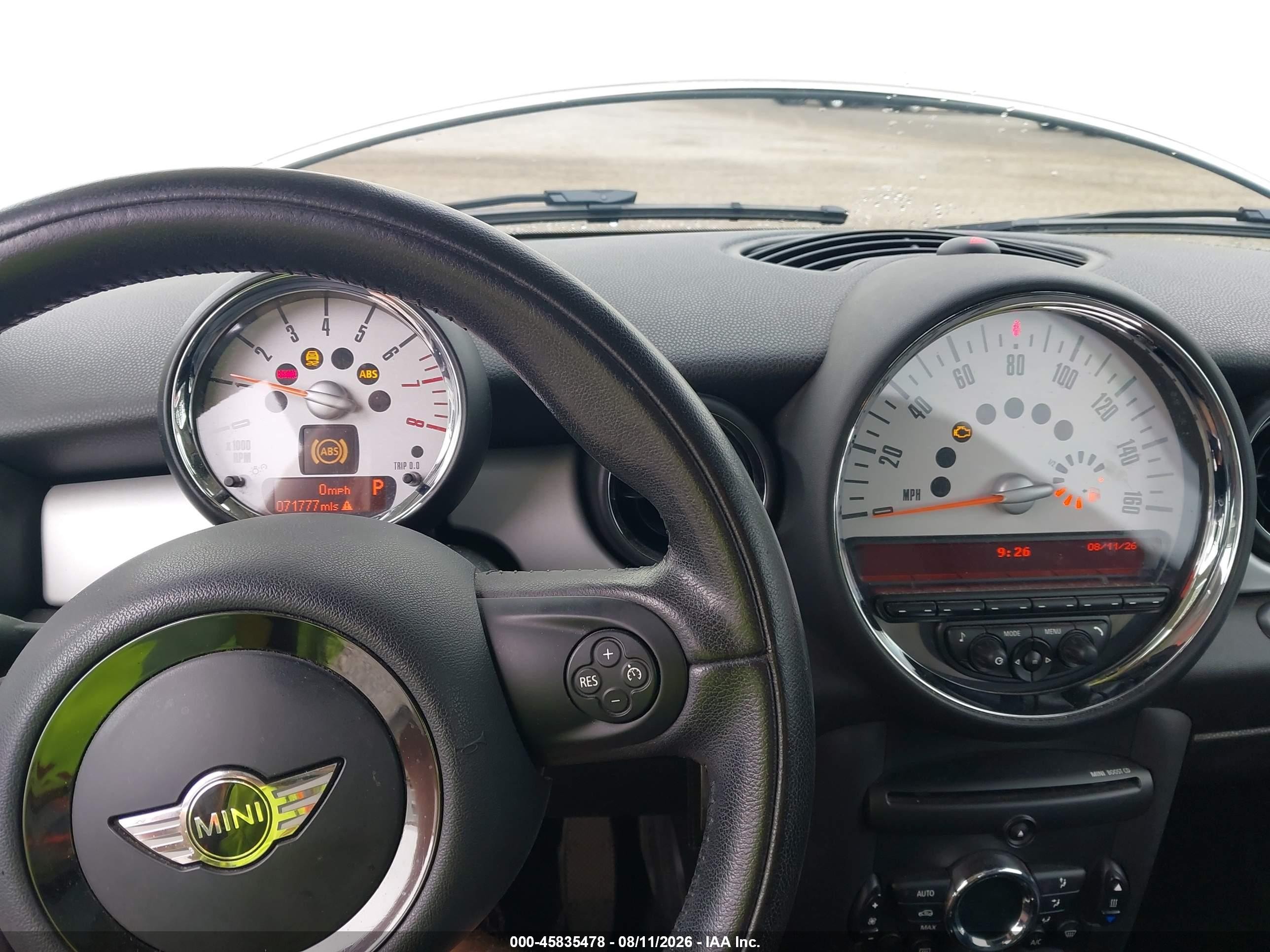 2013 Mini Hardtop Cooper Кремовый vin: WMWSU3C54DT680833