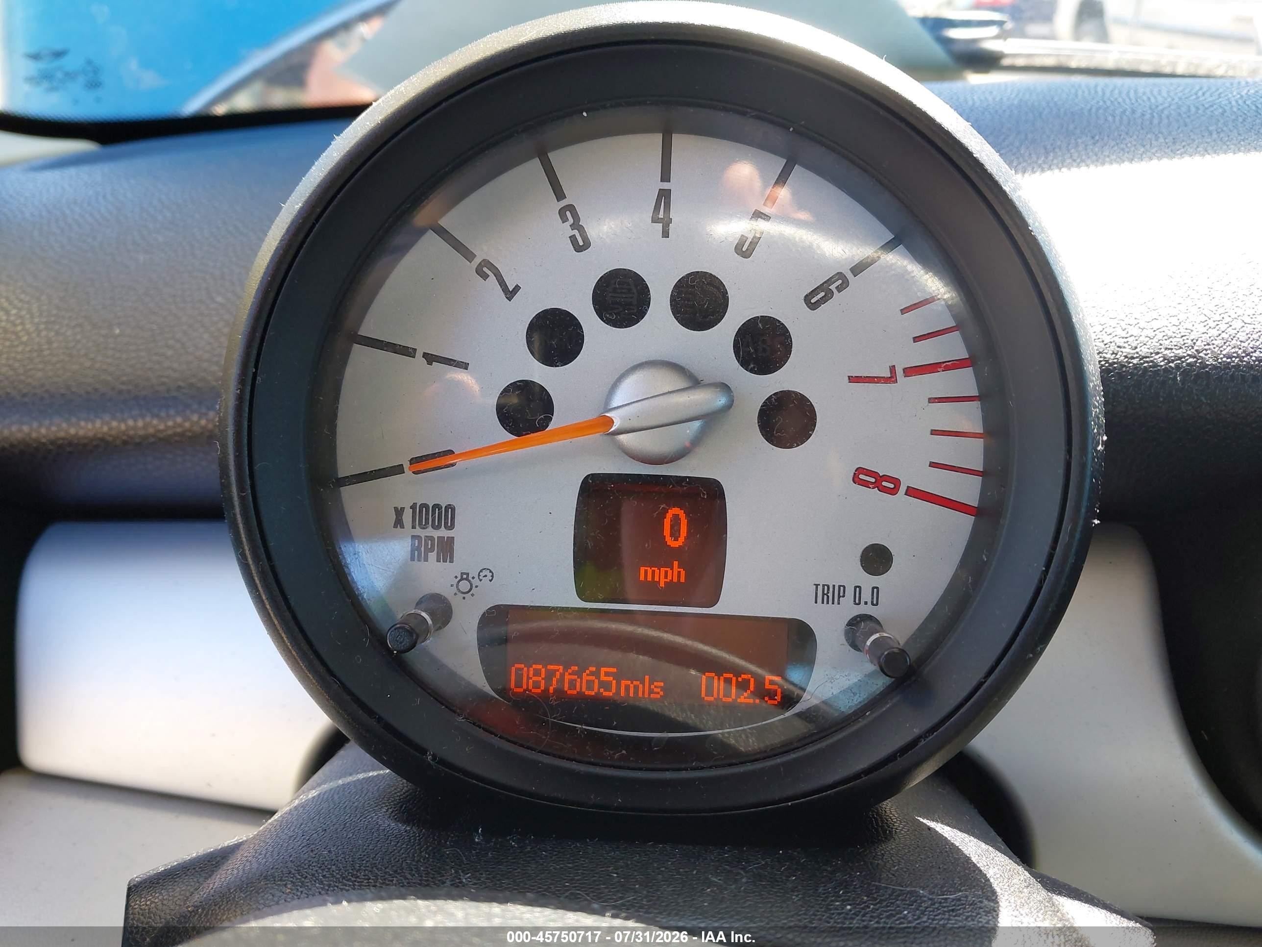 2013 Mini Hardtop Cooper Blue vin: WMWSU3C54DT685689