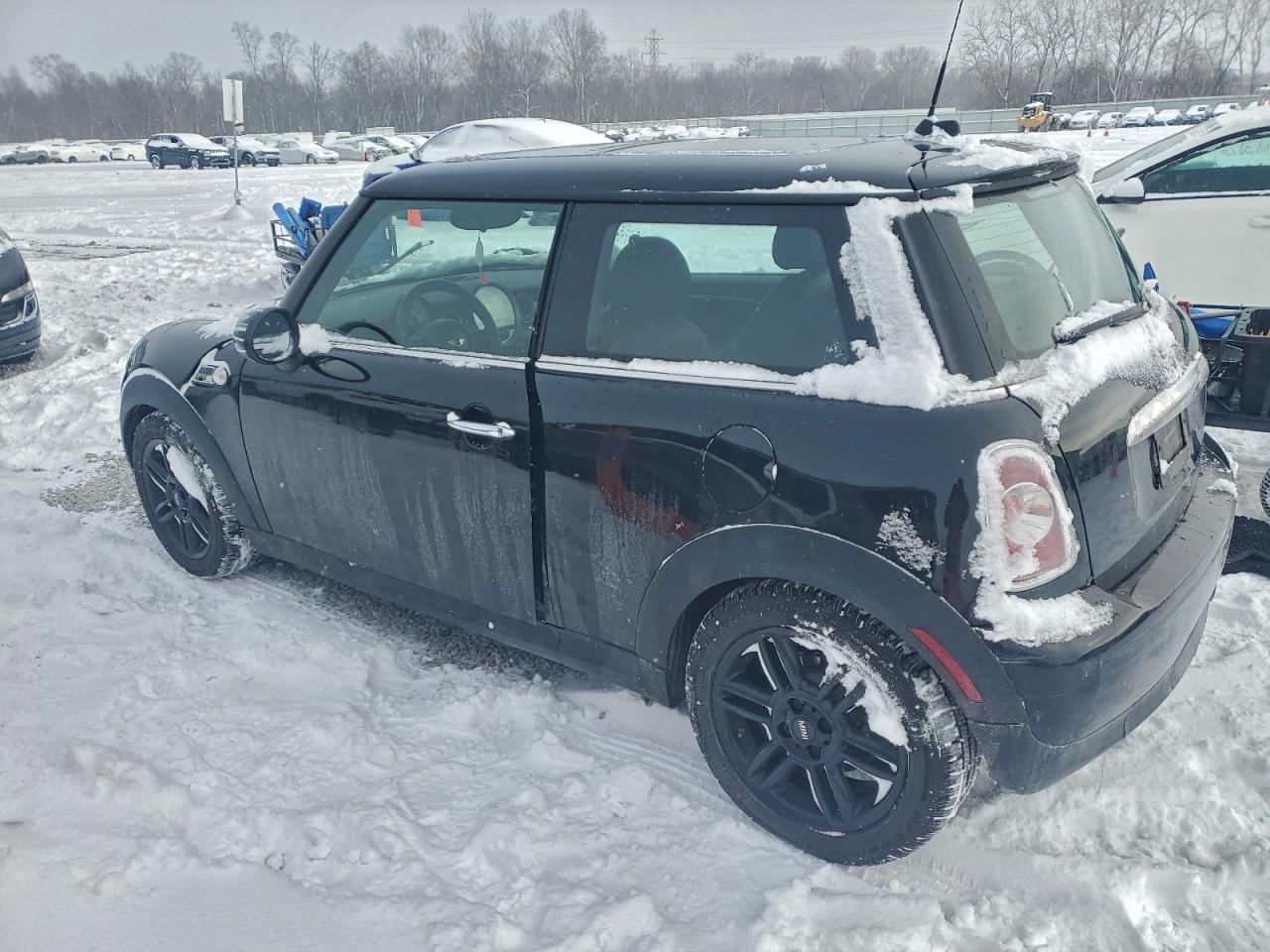 2013 Mini Cooper Черный vin: WMWSU3C54DT688558