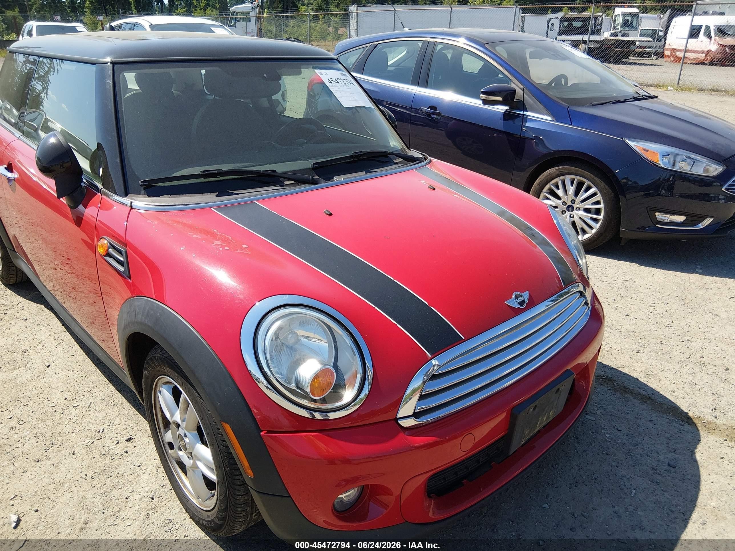 2013 Mini Hardtop Cooper Red vin: WMWSU3C55DT375101