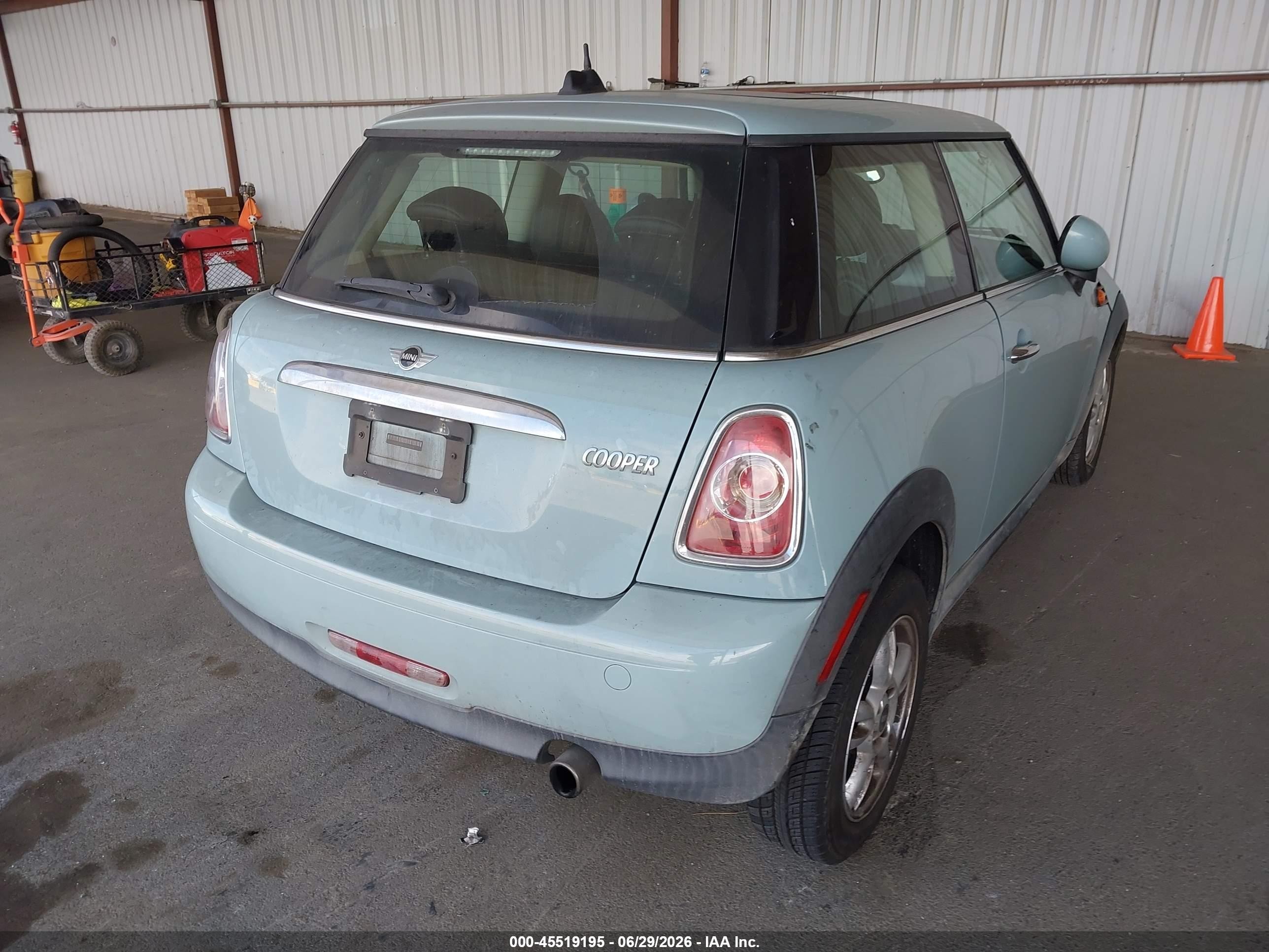 2013 Mini Hardtop Cooper Teal vin: WMWSU3C55DT678508