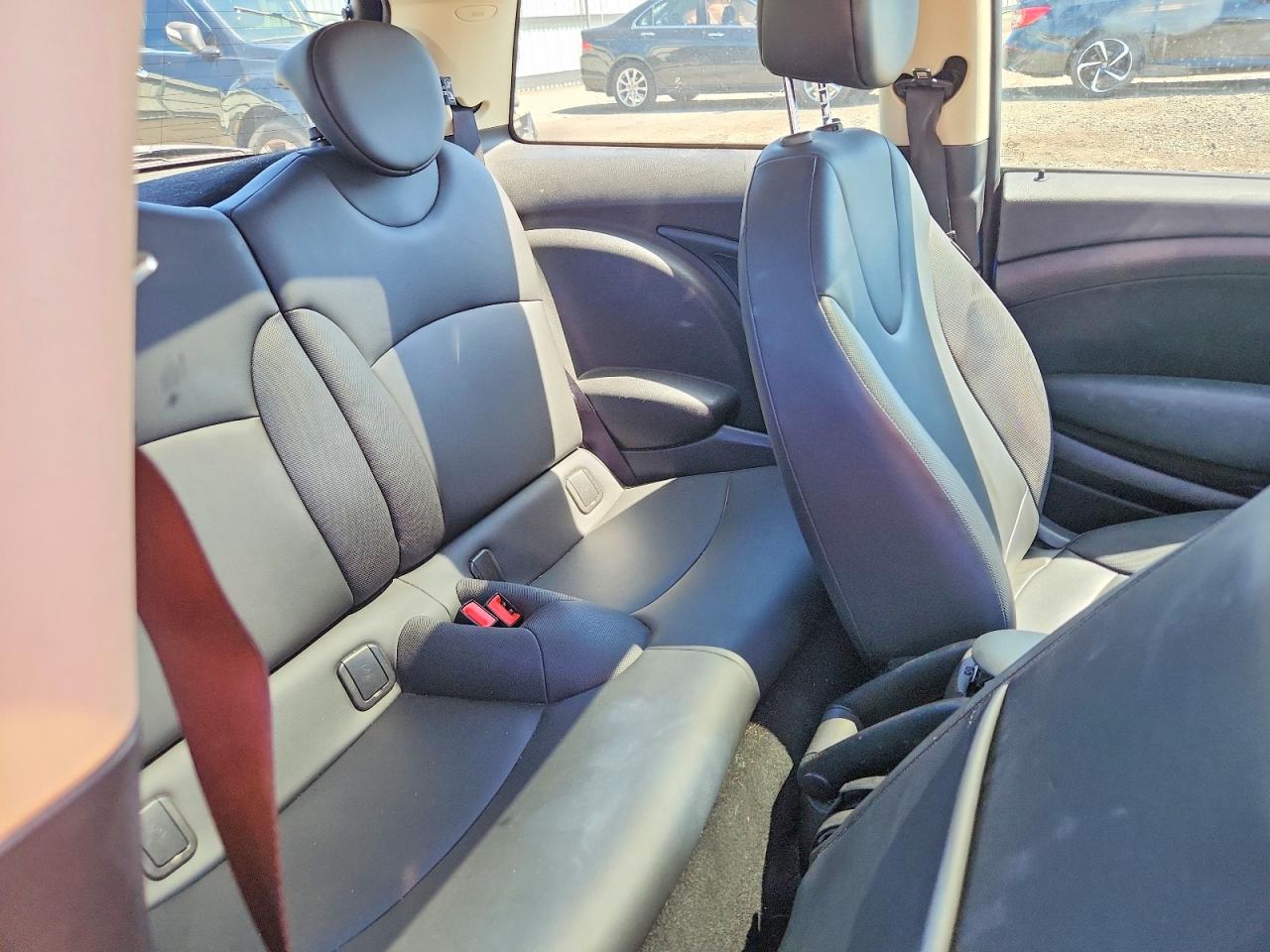 2013 Mini Cooper Синий vin: WMWSU3C55DT689279