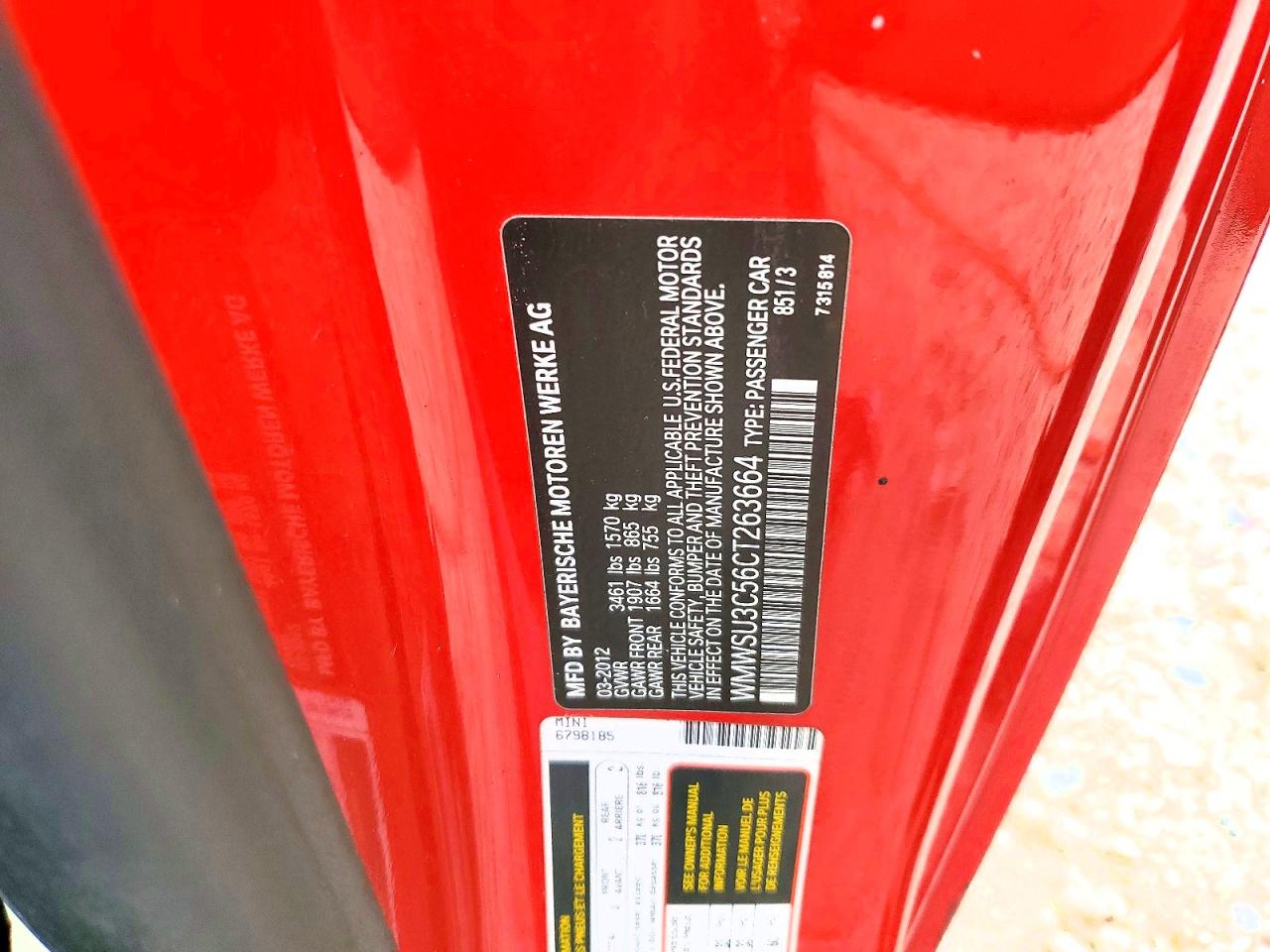 2012 Mini Cooper Red vin: WMWSU3C56CT263664