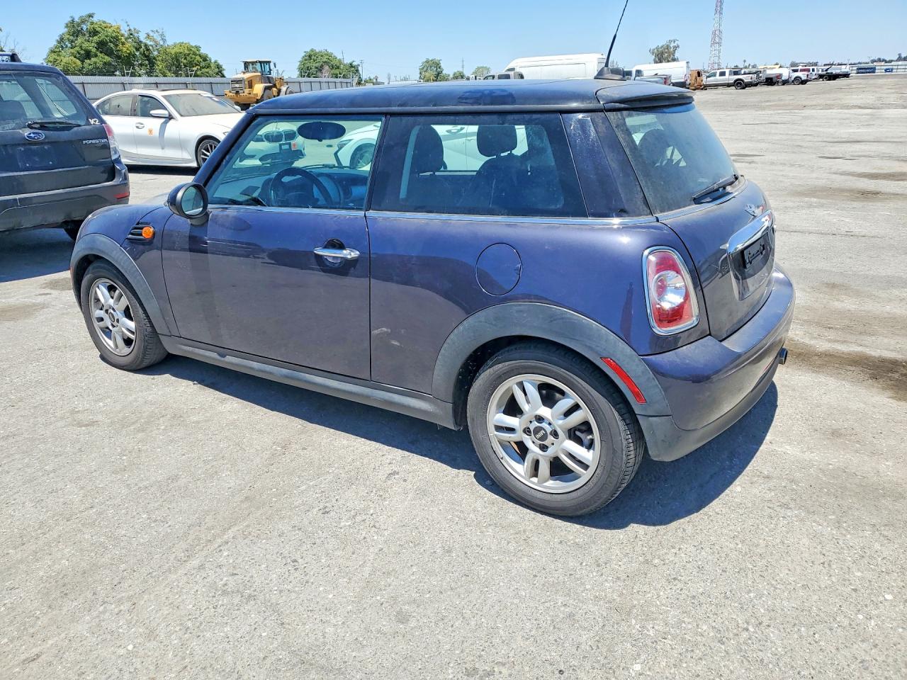 2013 Mini Cooper Gray vin: WMWSU3C56DT545949