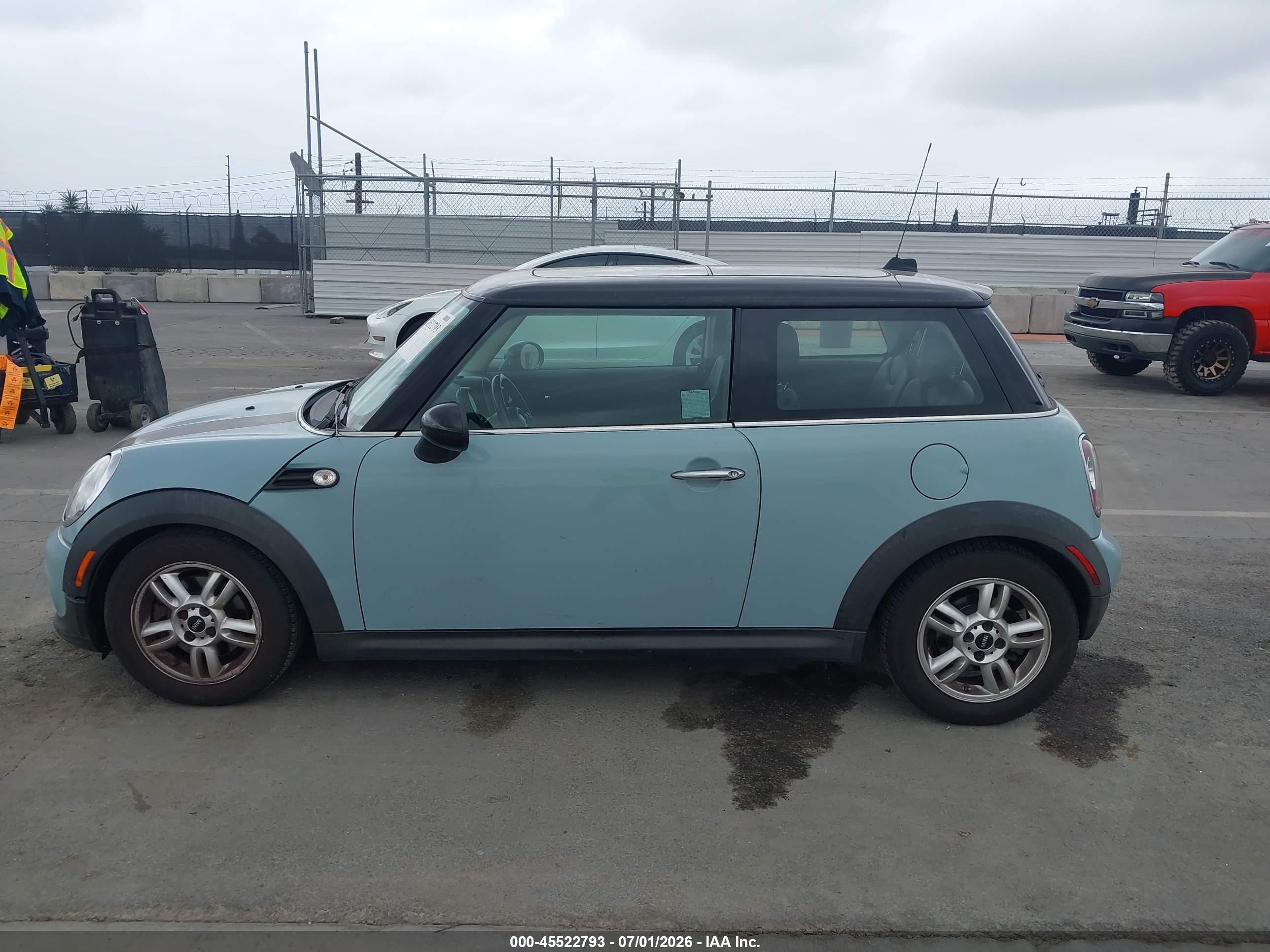 2013 Mini Hardtop Cooper Синий vin: WMWSU3C56DT680090