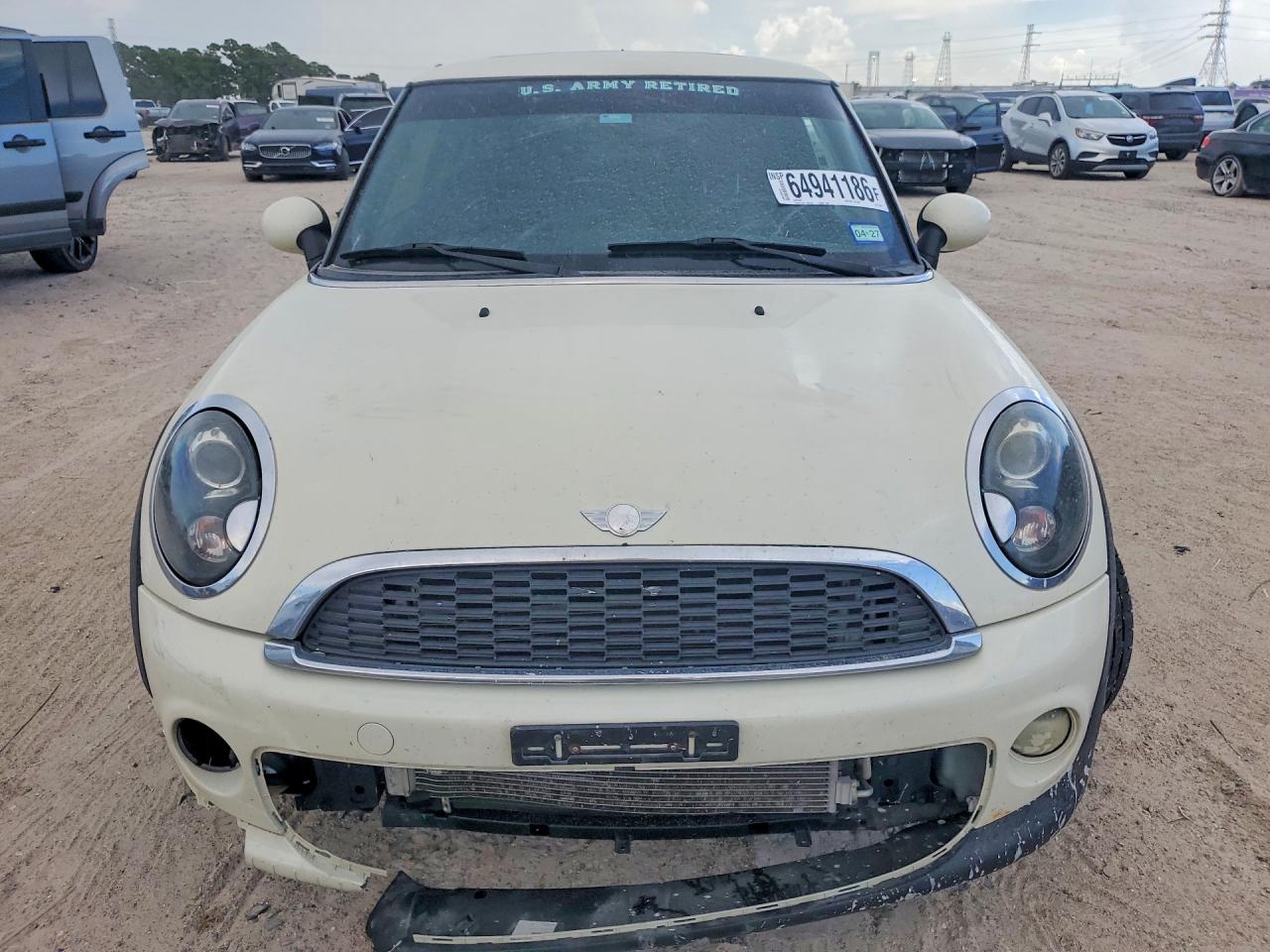 2012 Mini Cooper Beige vin: WMWSU3C57CT186092