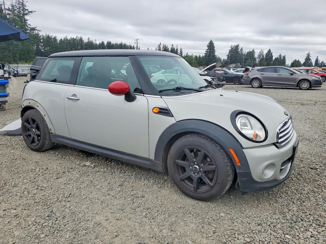 2012 Mini Cooper Silver vin: WMWSU3C57CT366933