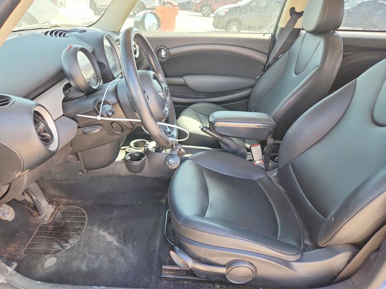 2012 Mini Cooper Blue vin: WMWSU3C57CT369427