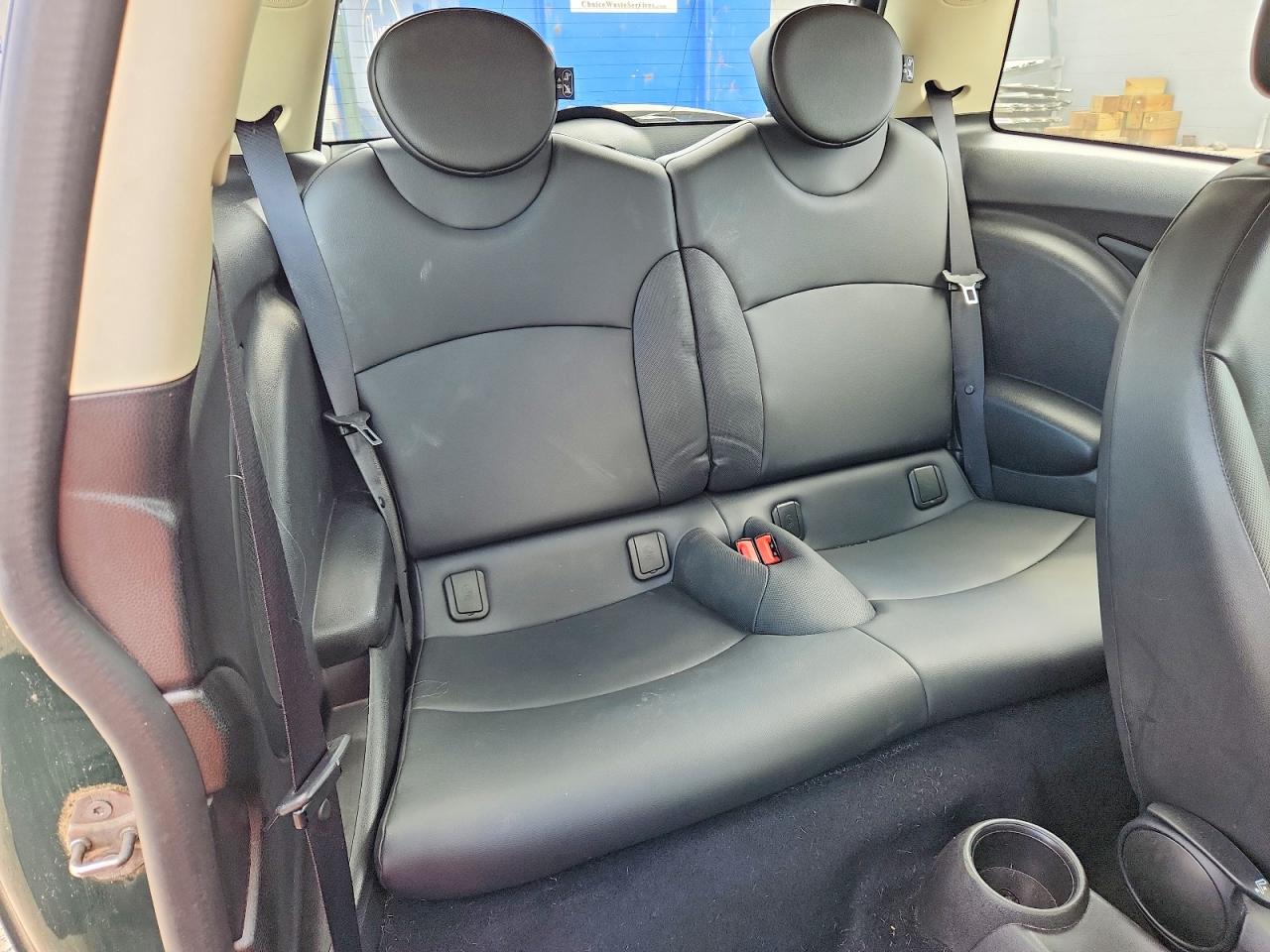 2013 Mini Cooper Зеленый vin: WMWSU3C58DT371513
