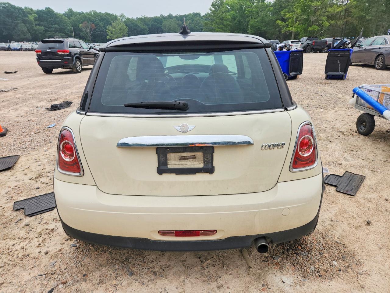 2013 Mini Cooper Белый vin: WMWSU3C58DT549498