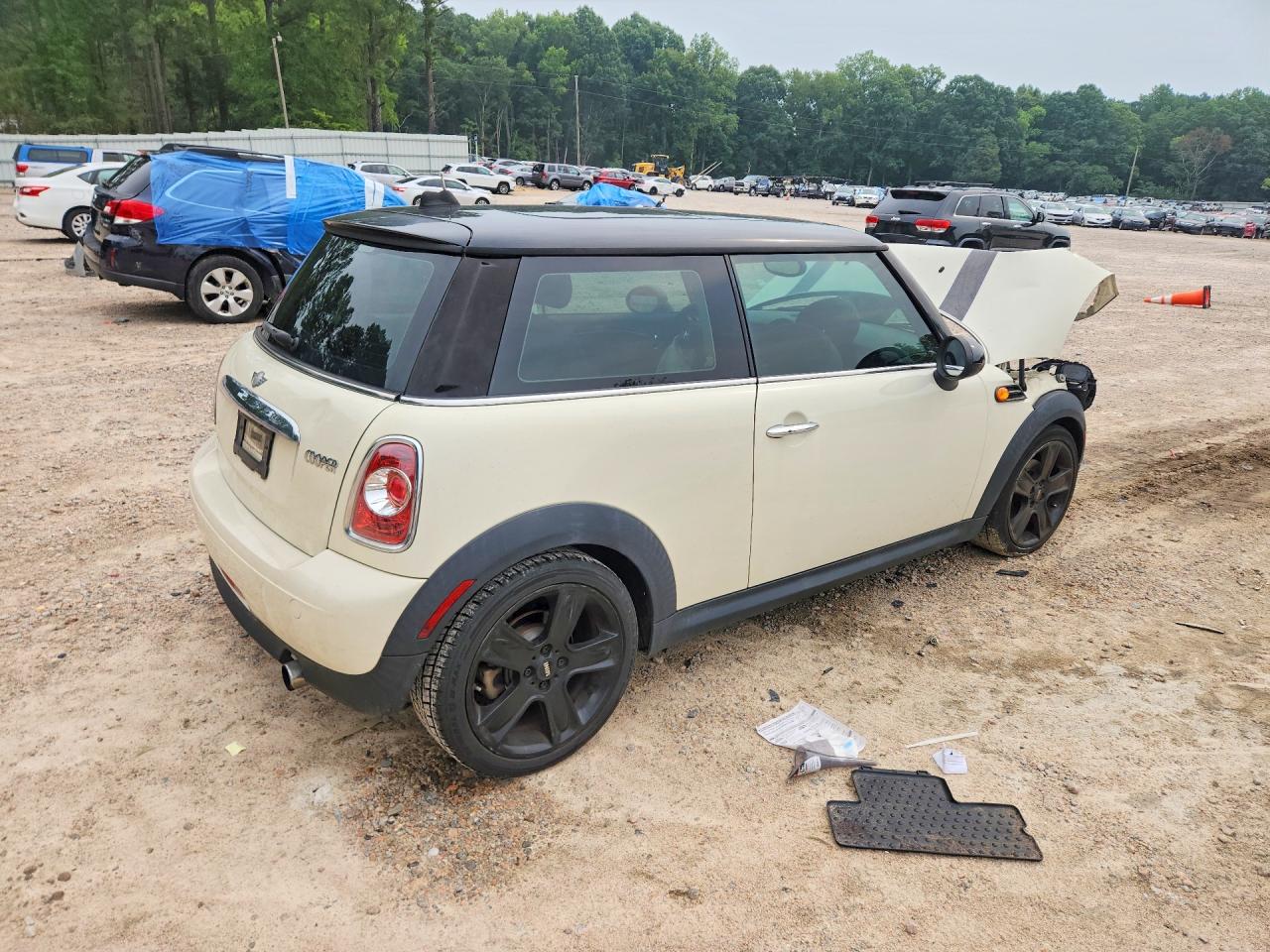2013 Mini Cooper Белый vin: WMWSU3C58DT549498