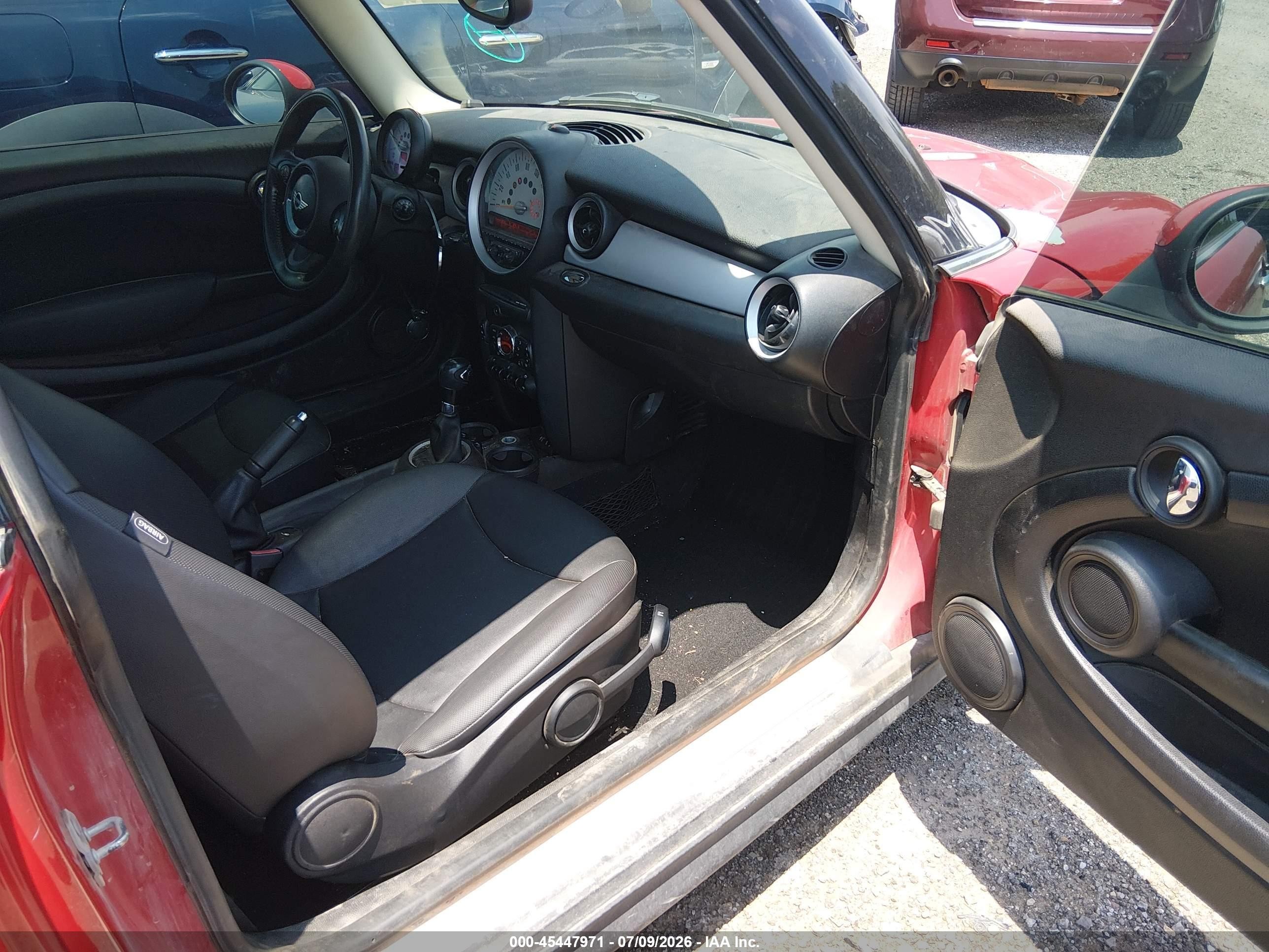 2013 Mini Hardtop Cooper Red vin: WMWSU3C58DT679054