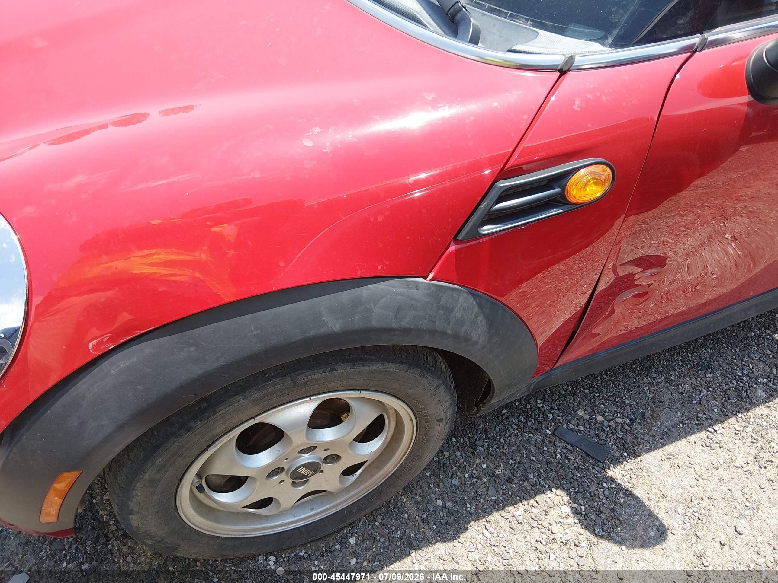 2013 Mini Hardtop Cooper Red vin: WMWSU3C58DT679054