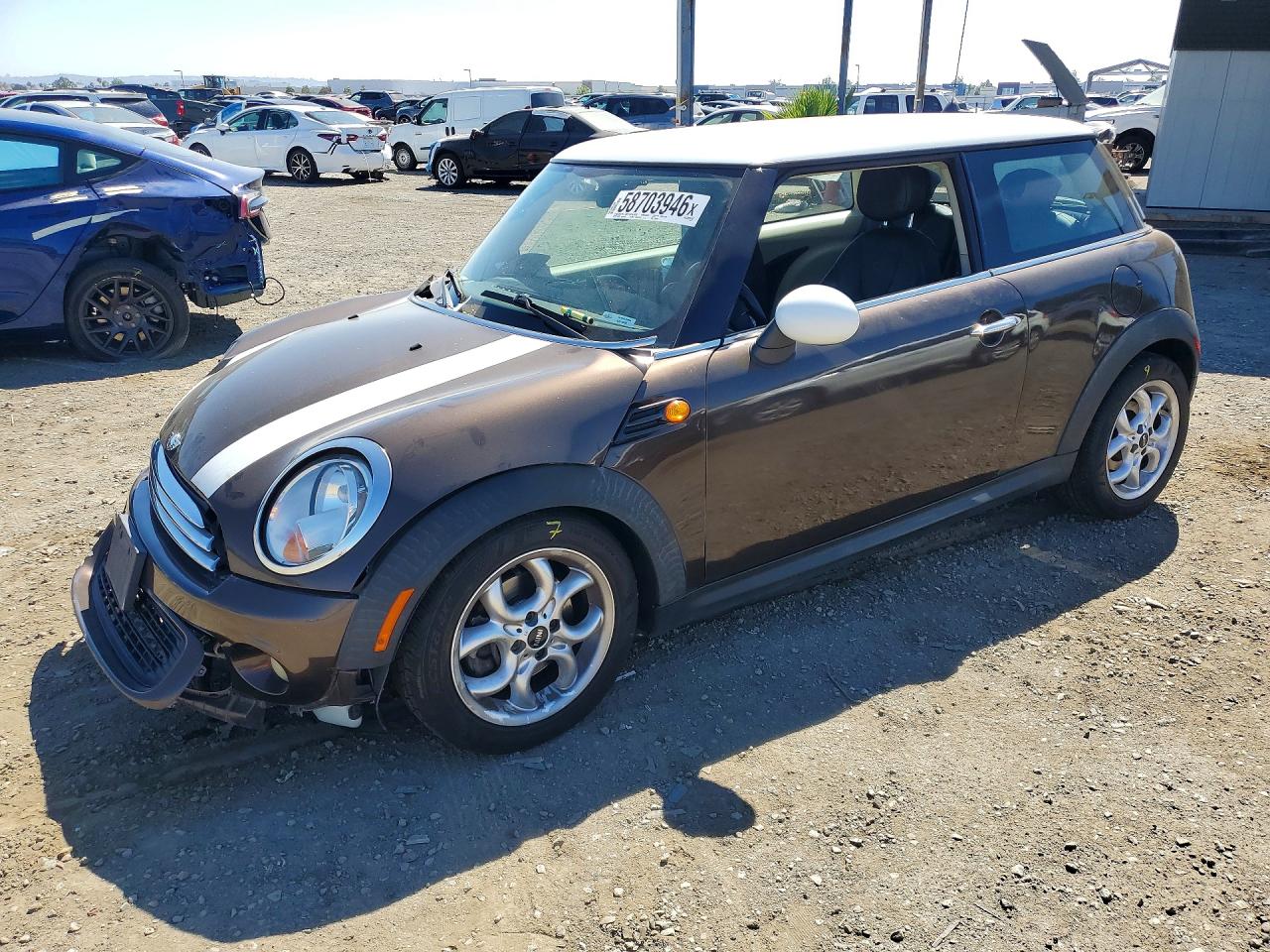 2012 Mini Cooper Two Tone vin: WMWSU3C59CT256028