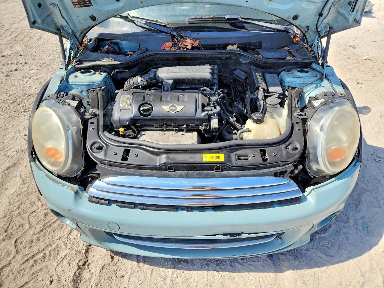 2012 Mini Cooper Teal vin: WMWSU3C59CT259124