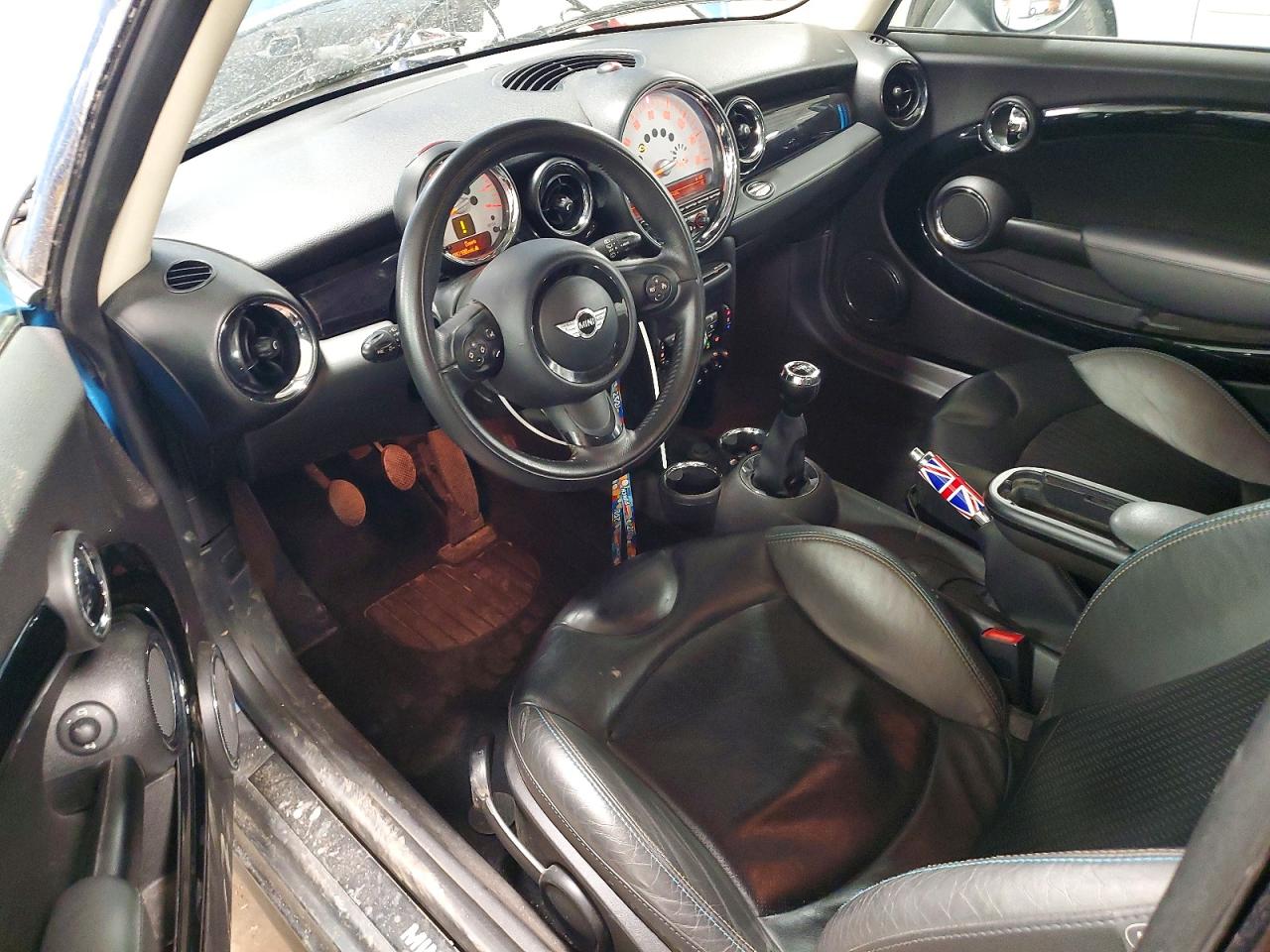 2012 Mini Cooper Blue vin: WMWSU3C59CT369462