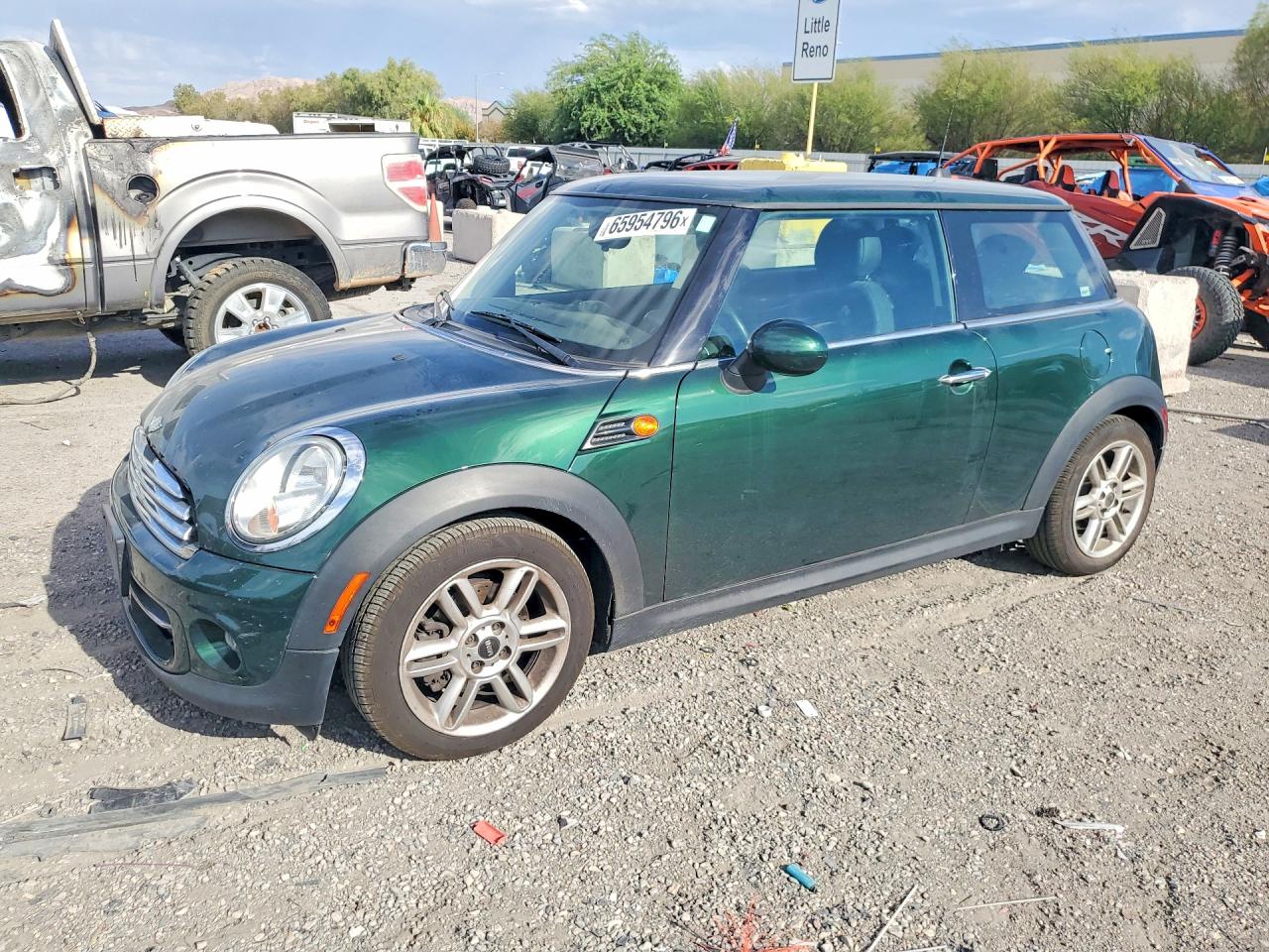 2012 Mini Cooper Green vin: WMWSU3C5XCT184577