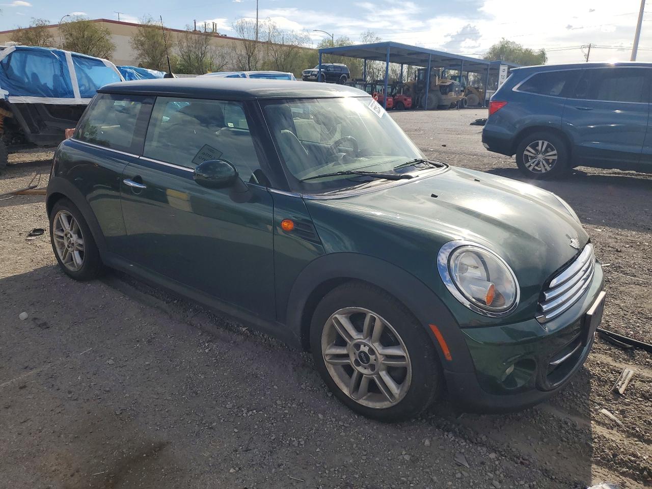 2012 Mini Cooper Green vin: WMWSU3C5XCT184577
