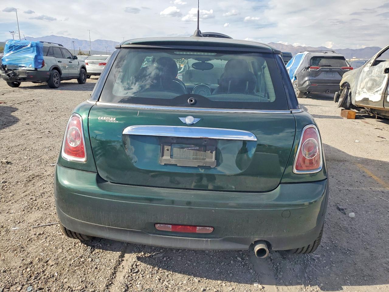 2012 Mini Cooper Green vin: WMWSU3C5XCT184577