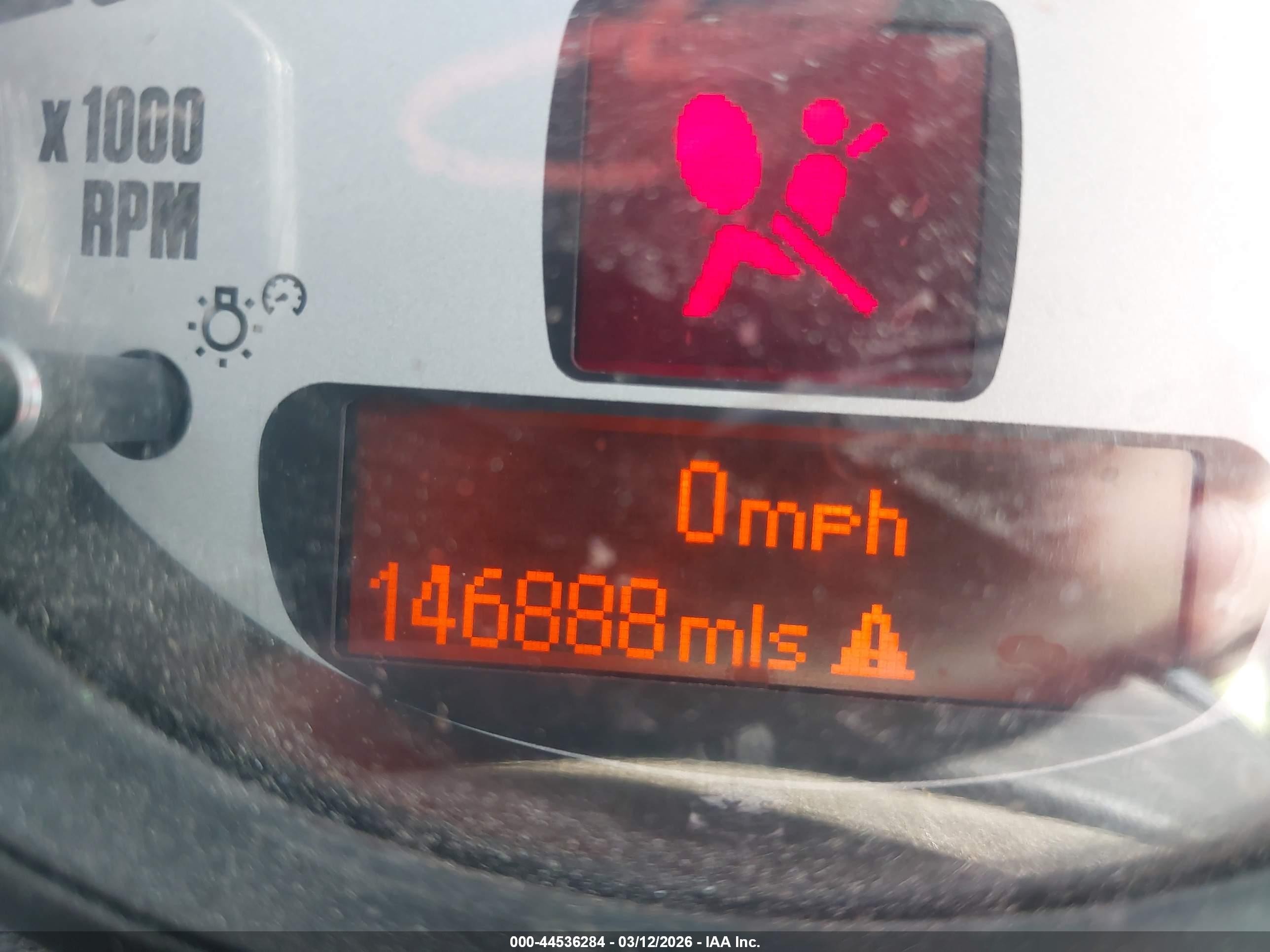 2012 Mini Cooper   Red vin: WMWSU3C5XCT185843