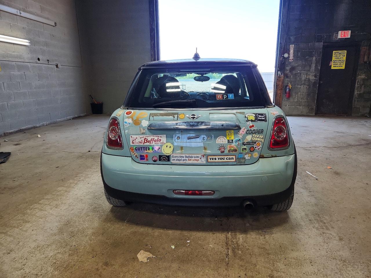 2012 Mini Cooper Blue vin: WMWSU3C5XCT254790