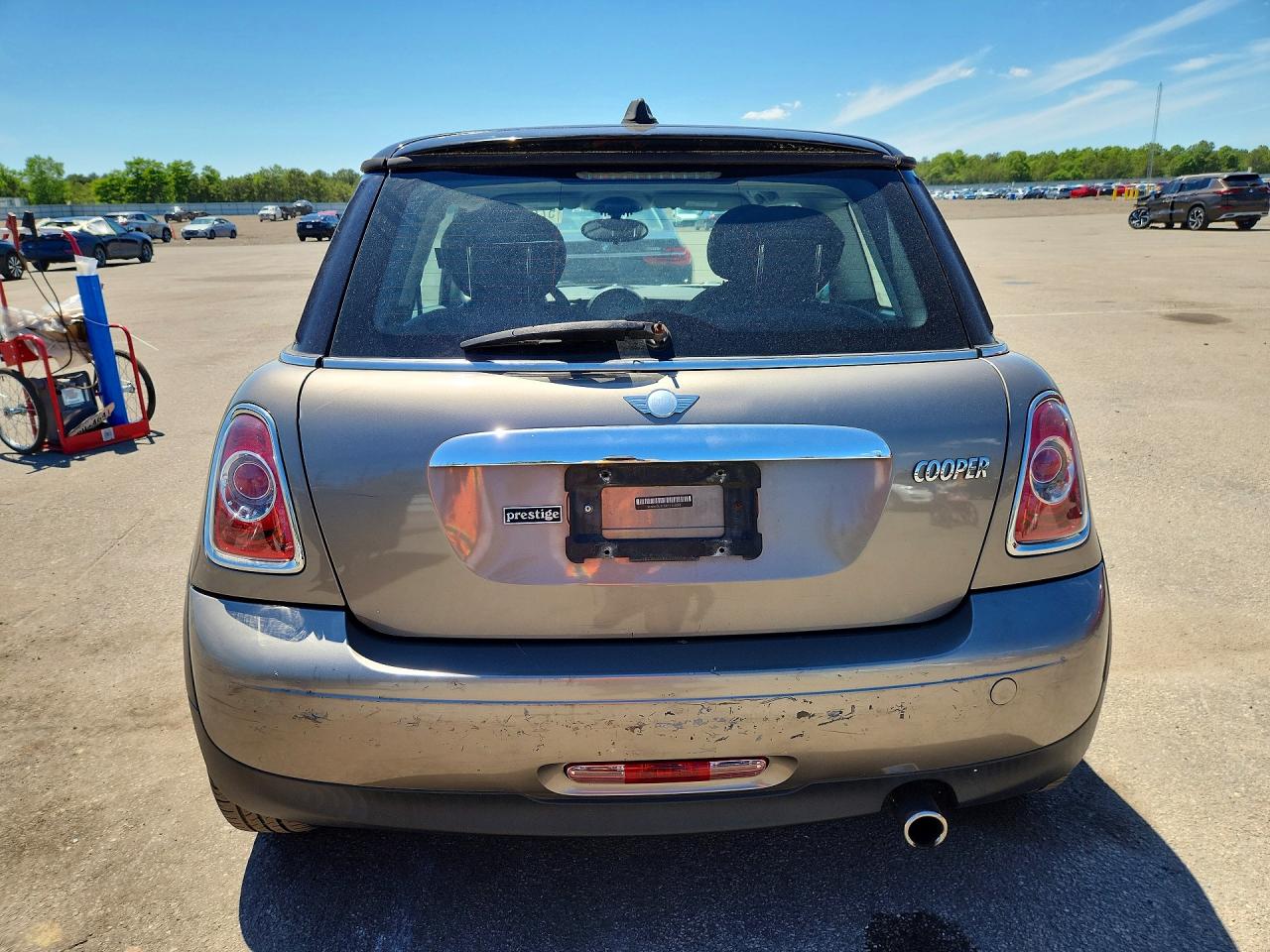 2012 Mini Cooper Tan vin: WMWSU3C5XCT255048