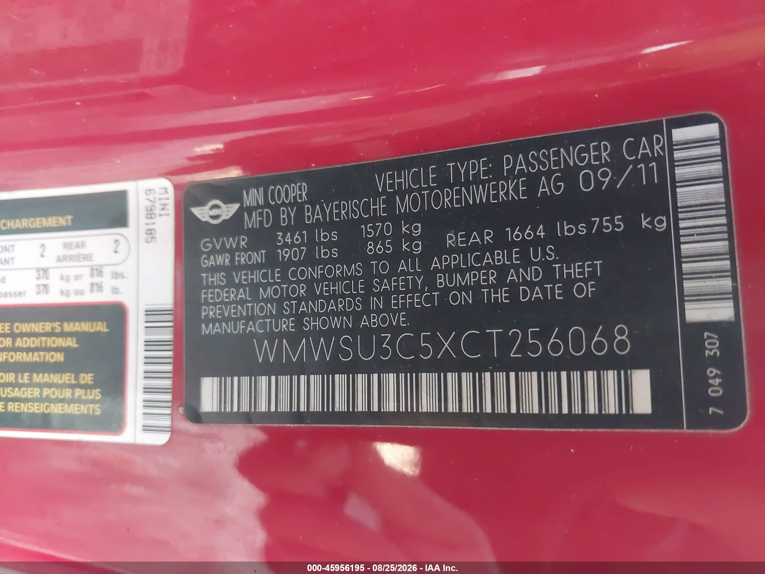 2012 Mini Cooper   Red vin: WMWSU3C5XCT256068