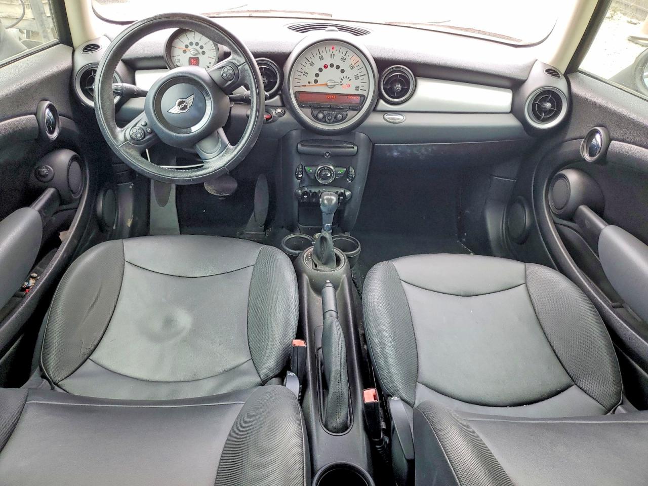 2012 Mini Cooper Turquoise vin: WMWSU3C5XCT260136